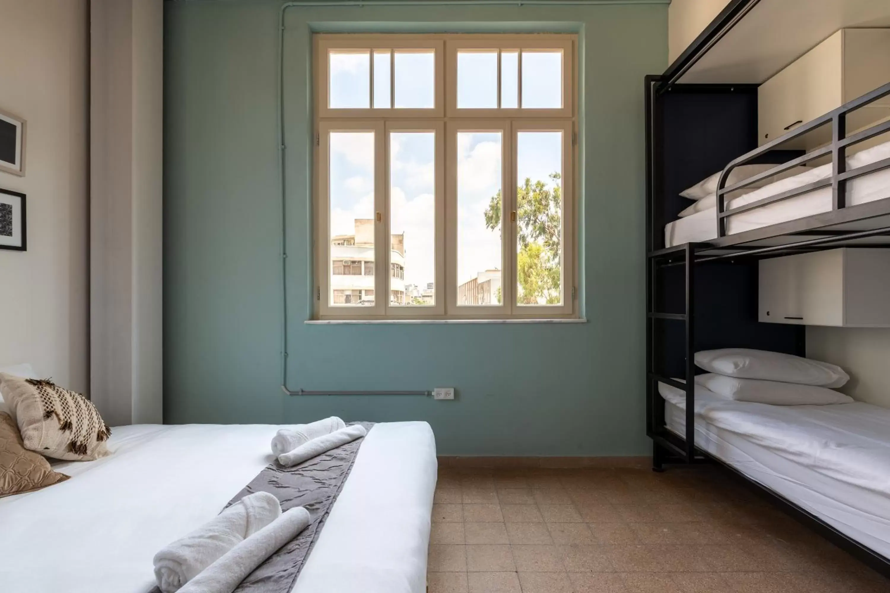 Bedroom, Bunk Bed in Selina Neve Tzedek Tel Aviv