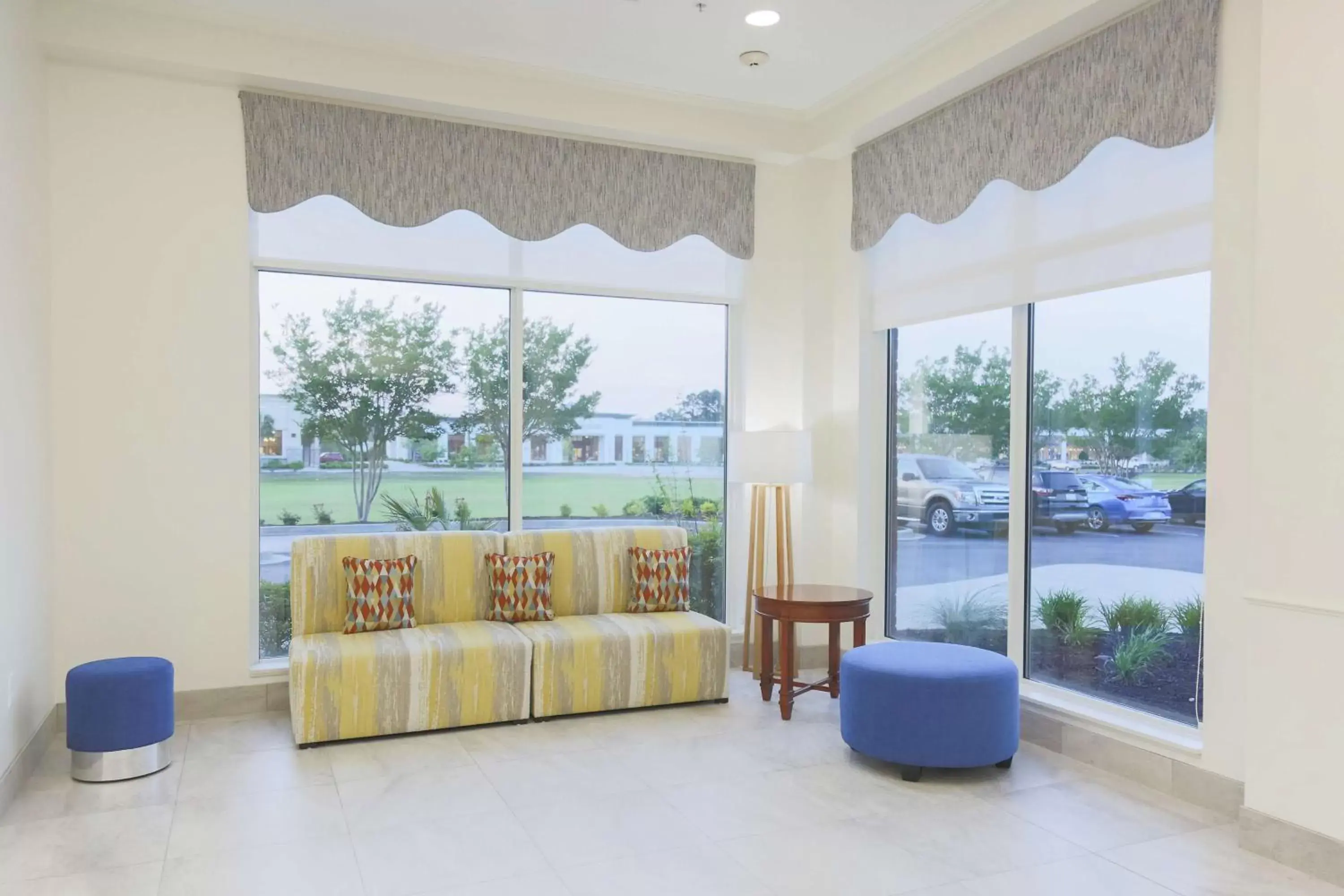 Lobby or reception, Seating Area in Hilton Garden Inn Myrtle Beach/Coastal Grand Mall