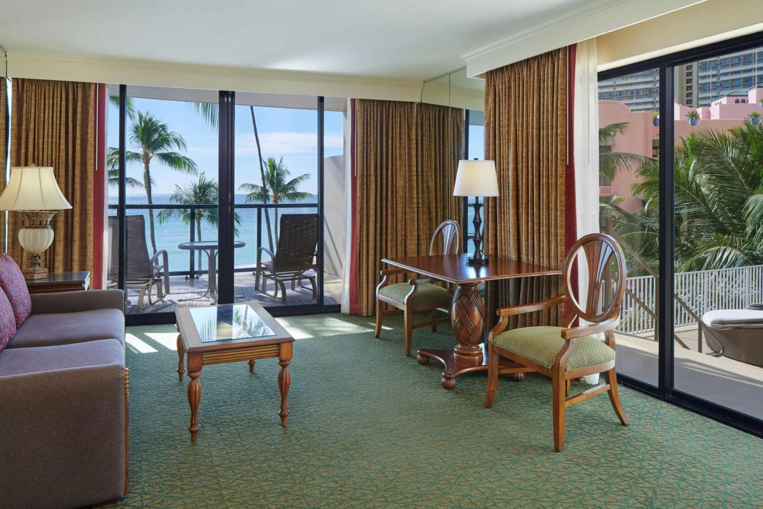 Photo of the whole room, Seating Area in OUTRIGGER Waikiki Beach Resort