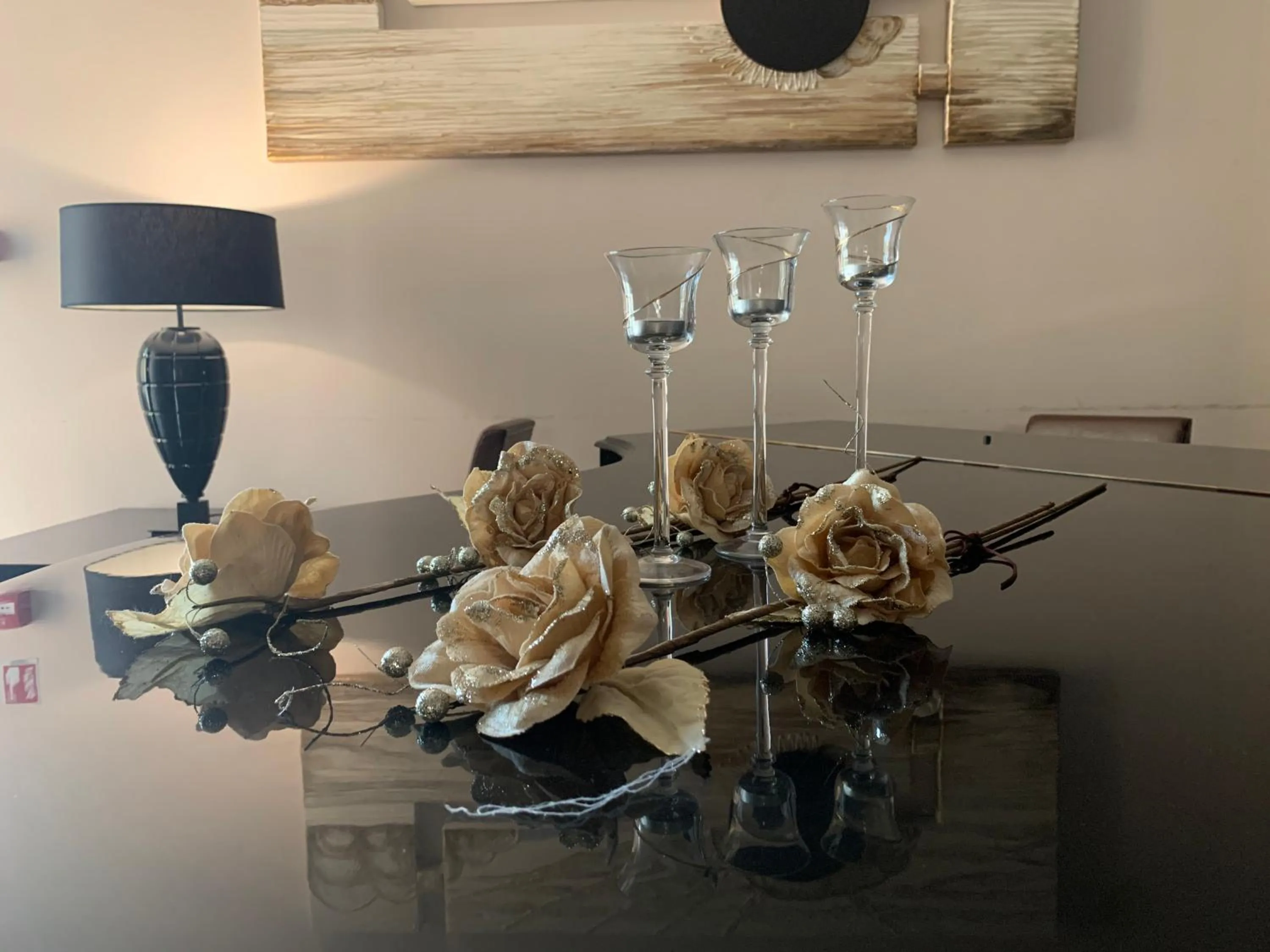 Decorative detail in Quality Hotel Green Palace