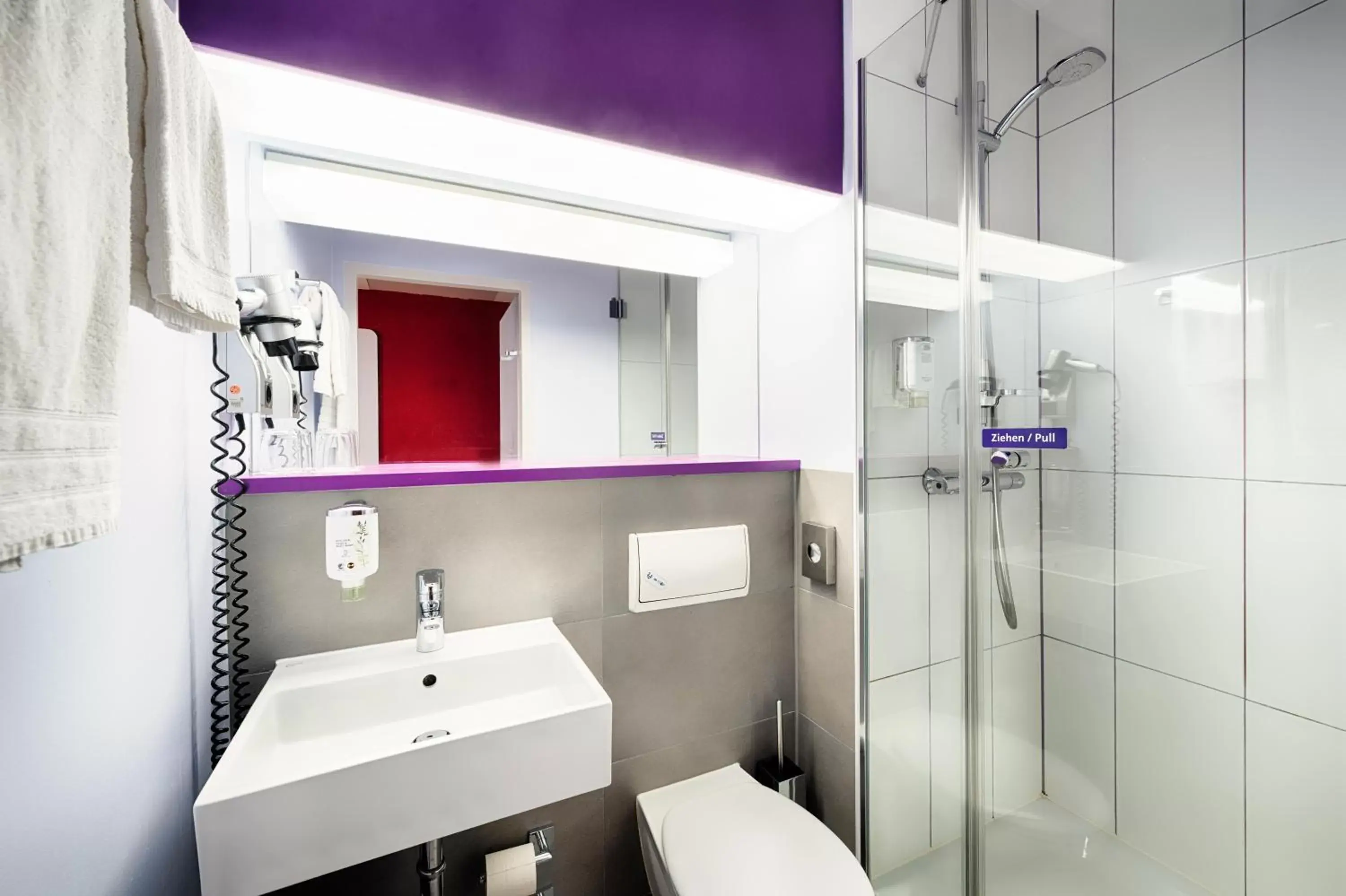 Shower, Bathroom in B&B Hotel Offenbach-Kaiserlei