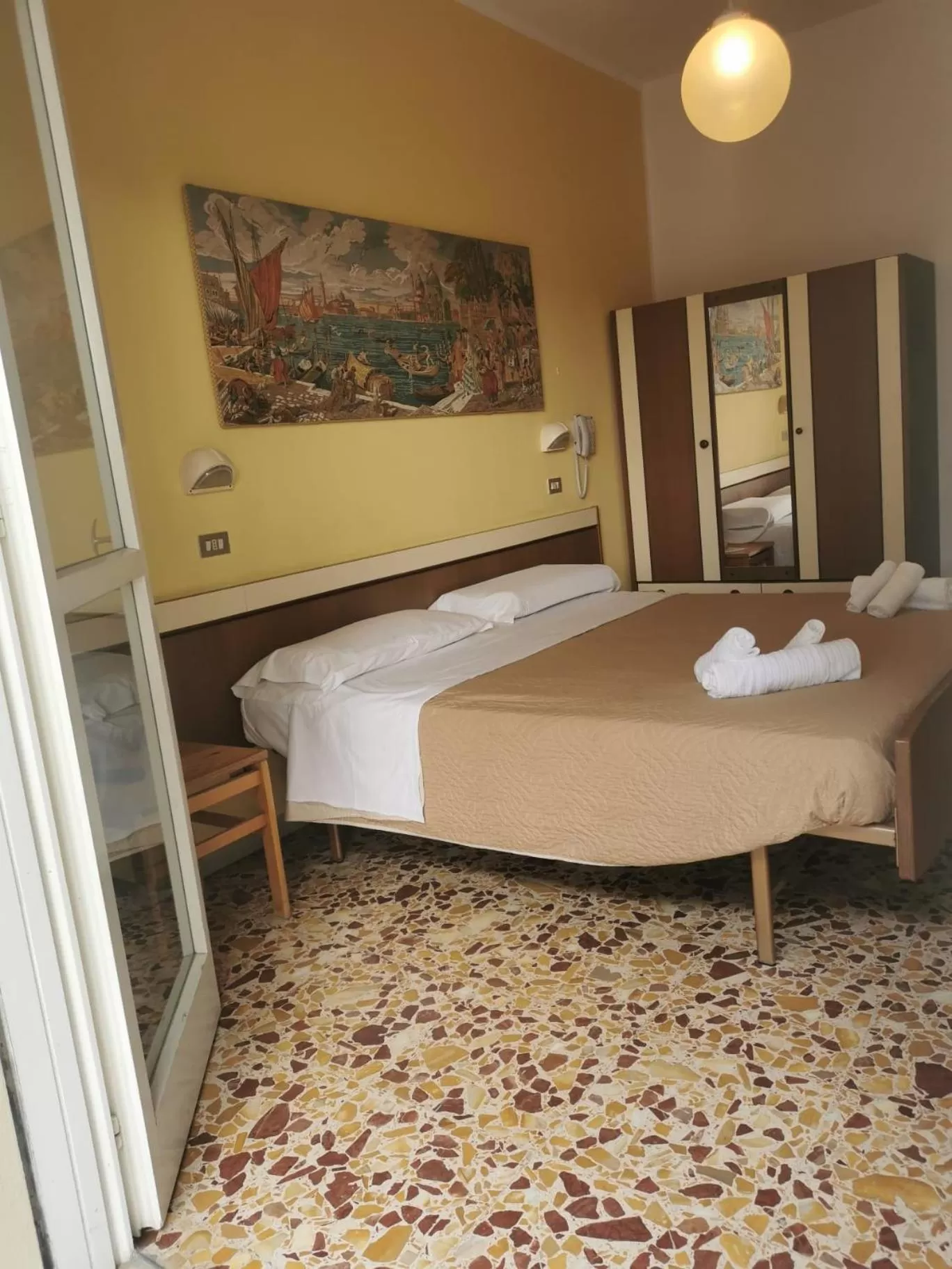 Photo of the whole room, Bed in Casa Dorita