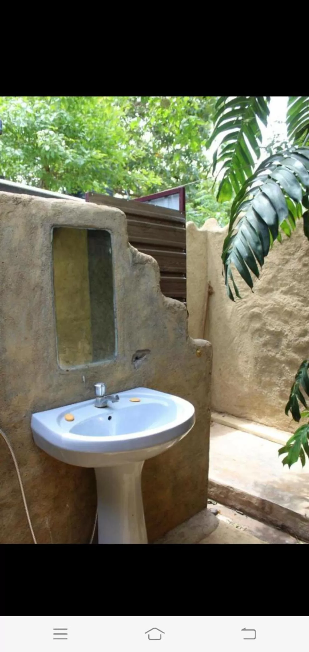 Bathroom in Jungle river humbhaha hostel