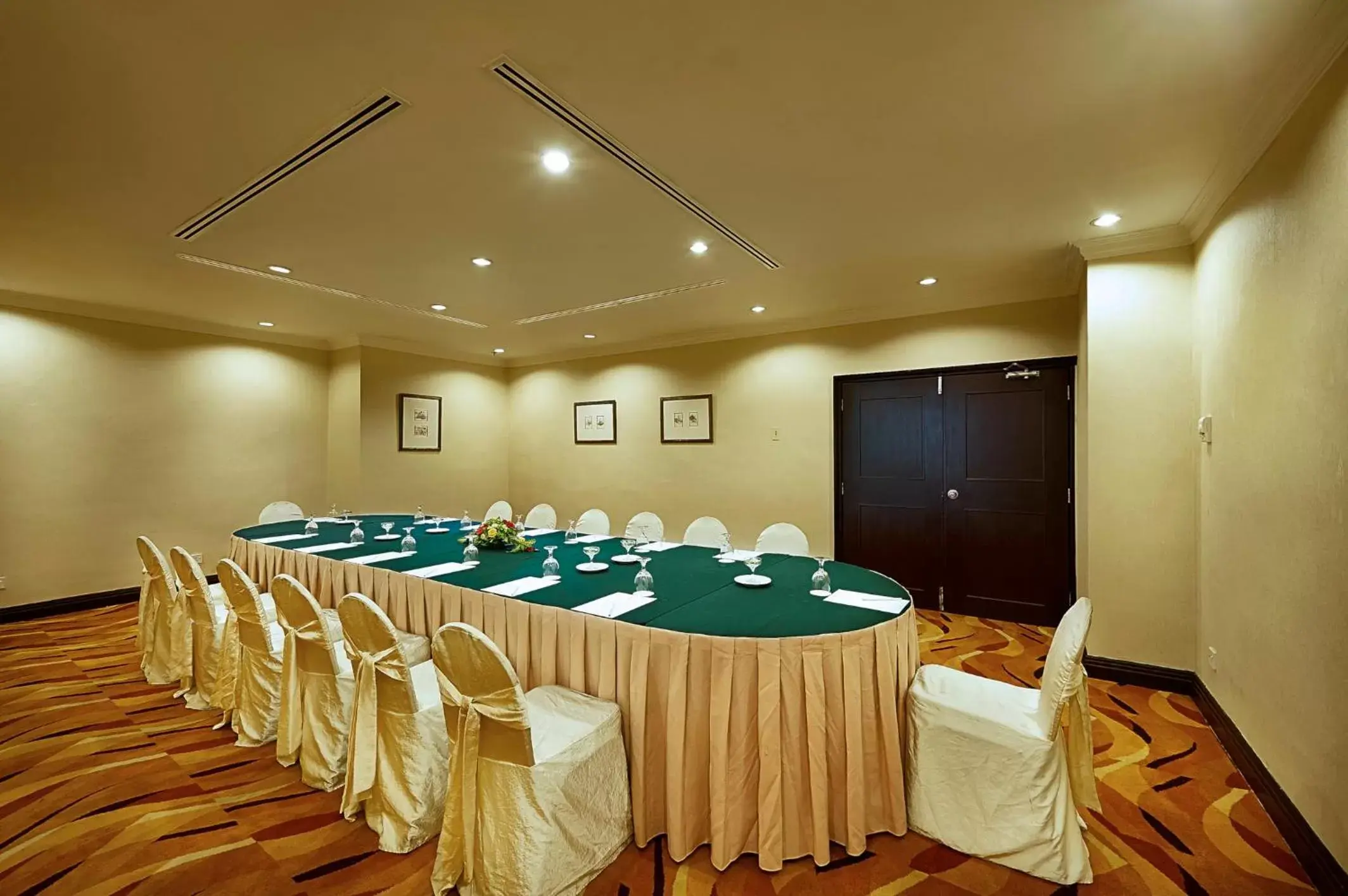 Business facilities in Berjaya Penang Hotel