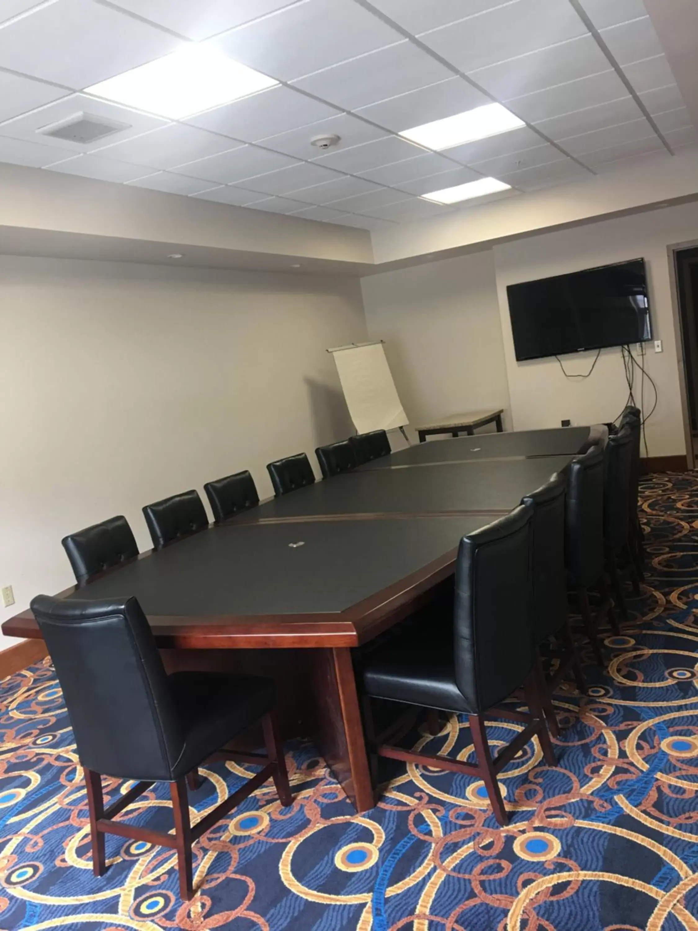 Business facilities in Stars Inn and Suites Building A