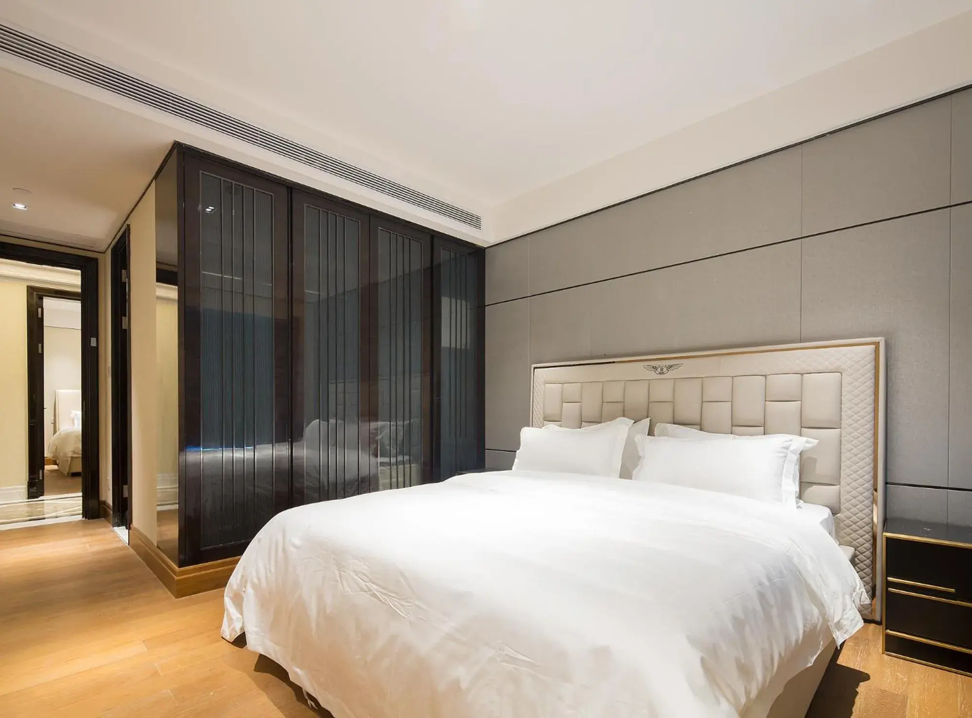 Bed in Neal Yat Seaview Apartment Haitang Bay Sanya