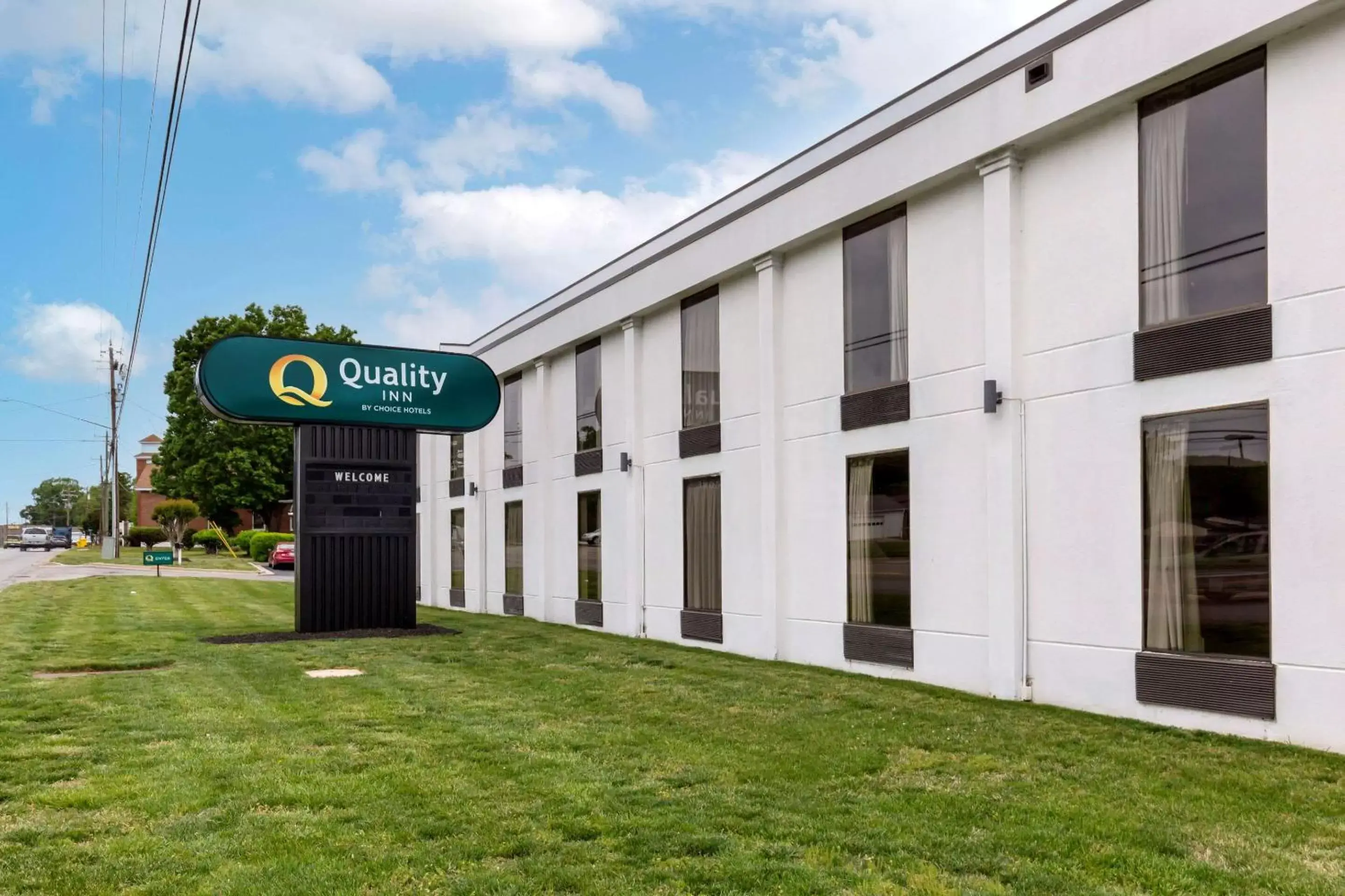 Property building in Quality Inn - Roxboro South Property building in Quality Inn - Roxboro South
