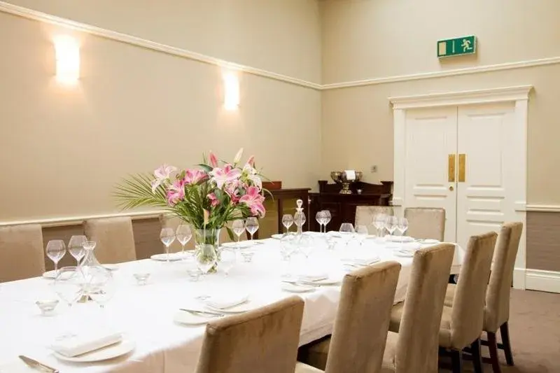 Meeting/conference room, Restaurant/Places to Eat in Schoolhouse Hotel