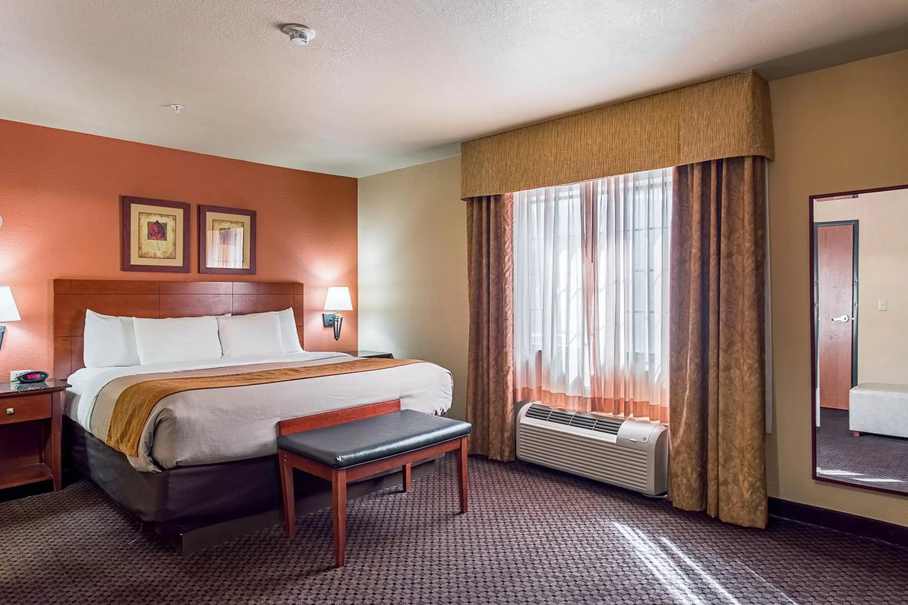 Bedroom, Bed in Hotel Ruidoso Bedroom, Bed in Hotel Ruidoso