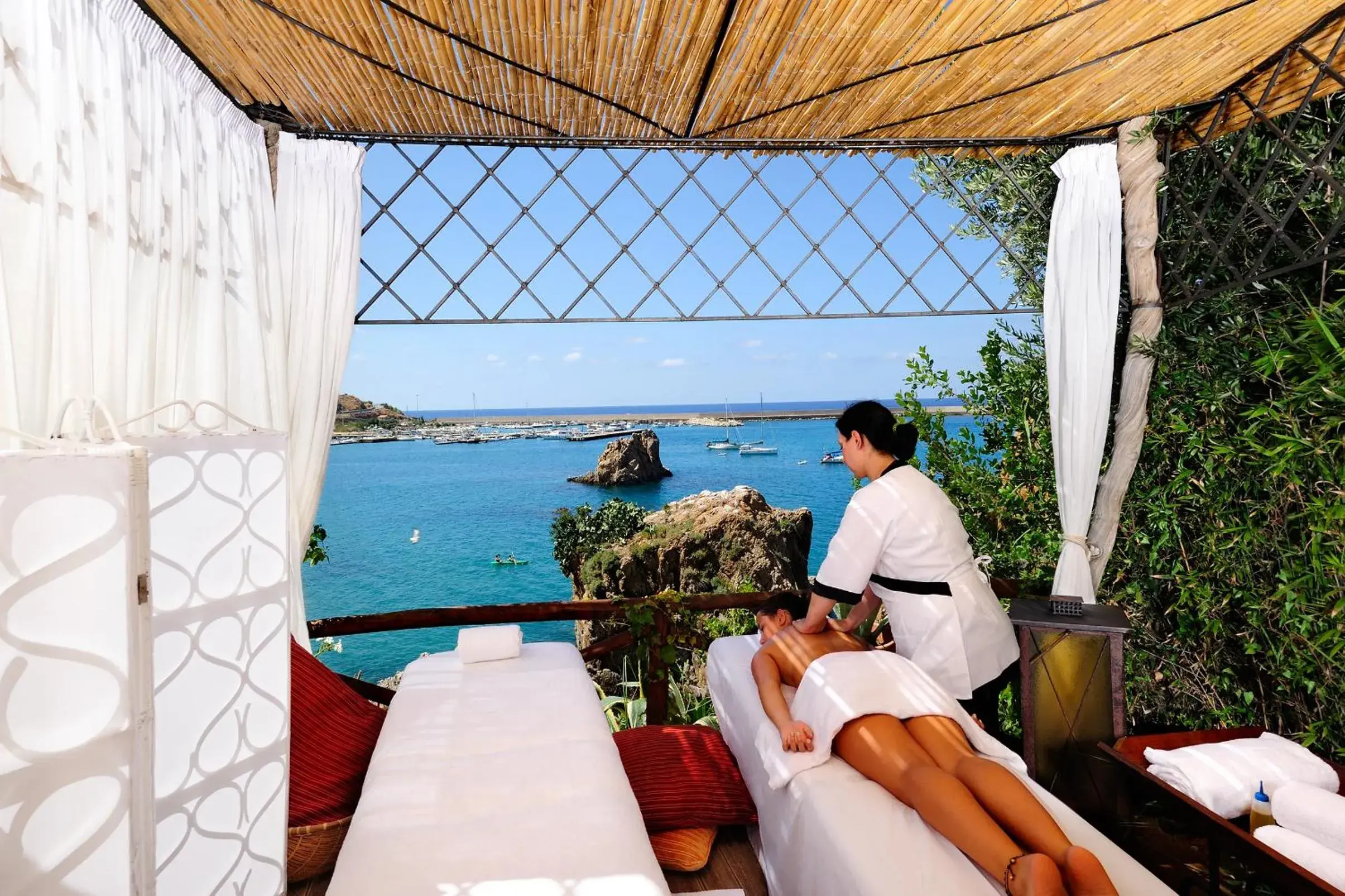 Massage, Balcony/Terrace in Le Calette Garden & Bay