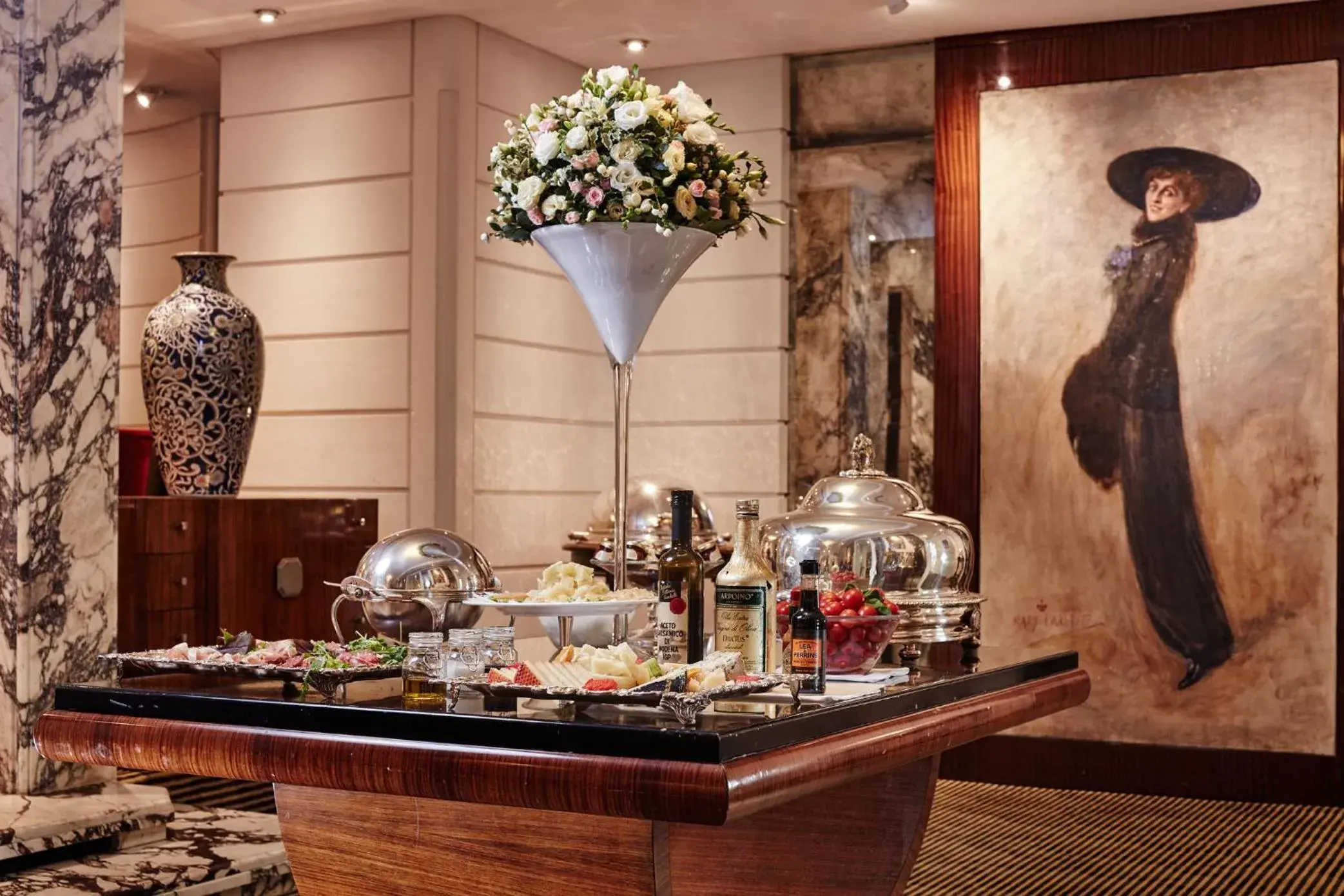 Breakfast in Hotel Lord Byron - Small Luxury Hotels Of The World
