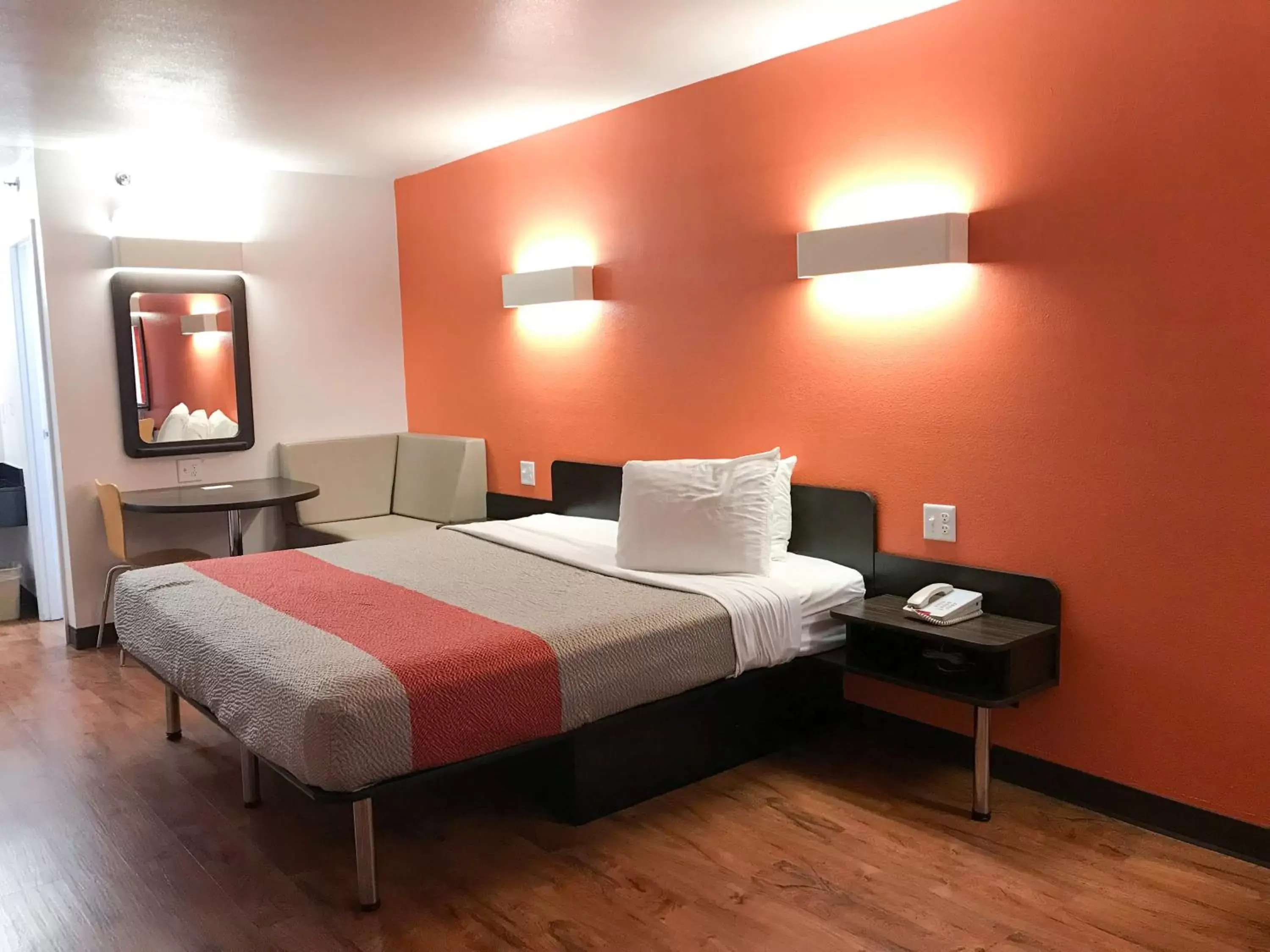 Bedroom, Bed in Motel 6-Bremen, GA