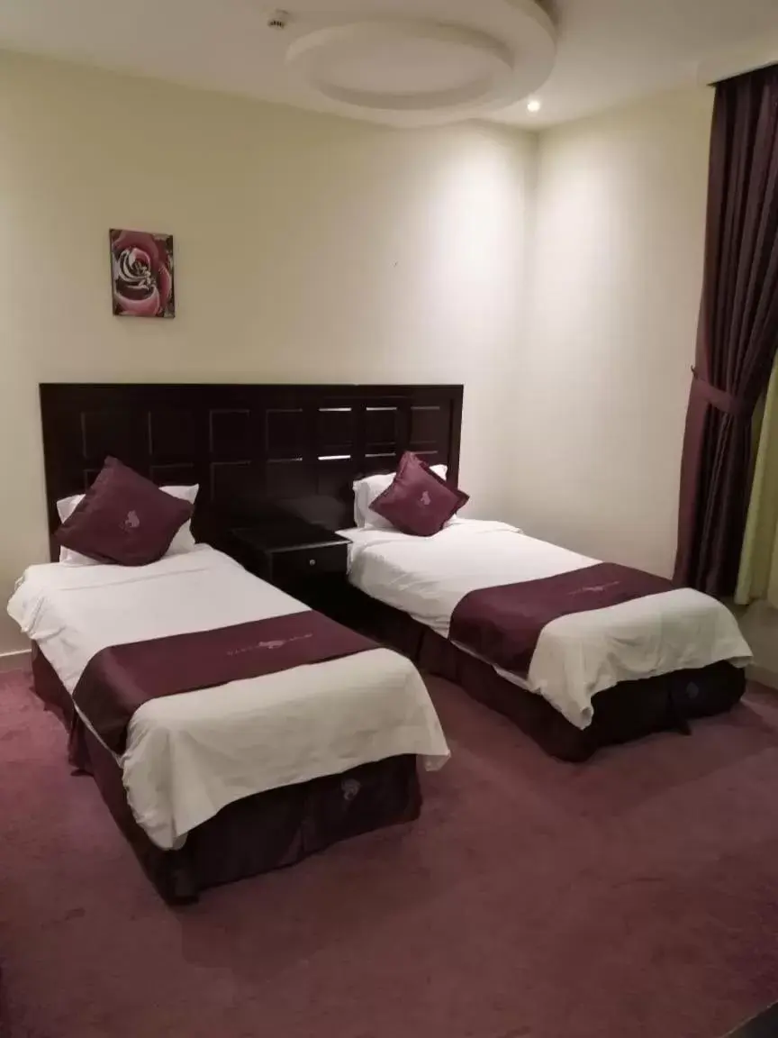 Bed in Dorar Darea Hotel Apartments - Al Nafl