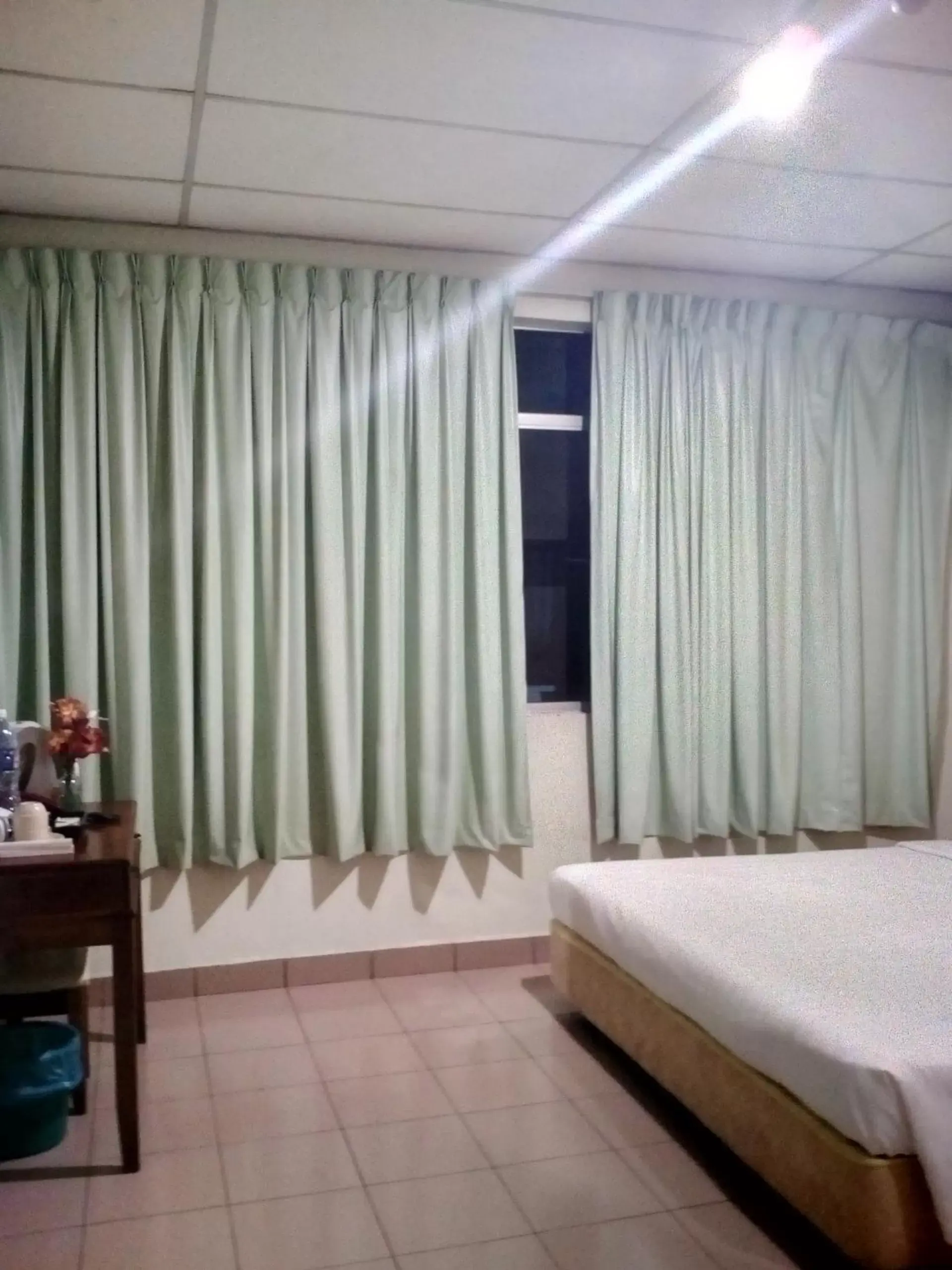 Bedroom, Bed in Century Hotel Inanam
