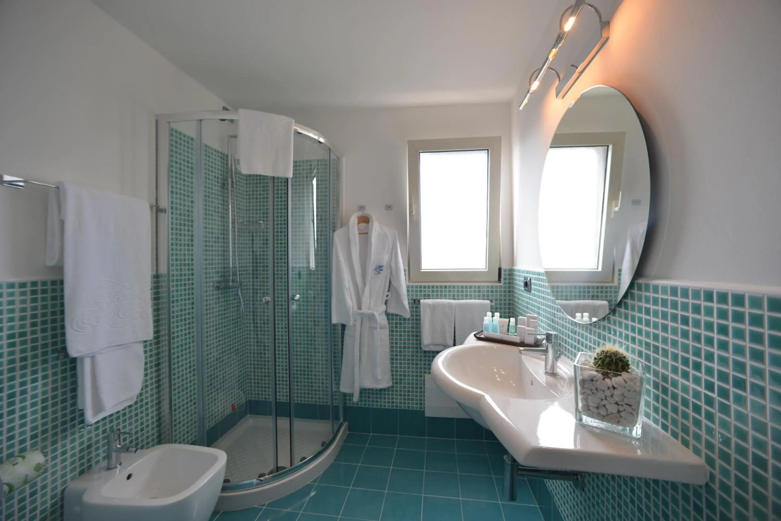 Shower, Bathroom in El Faro Hotel & Spa