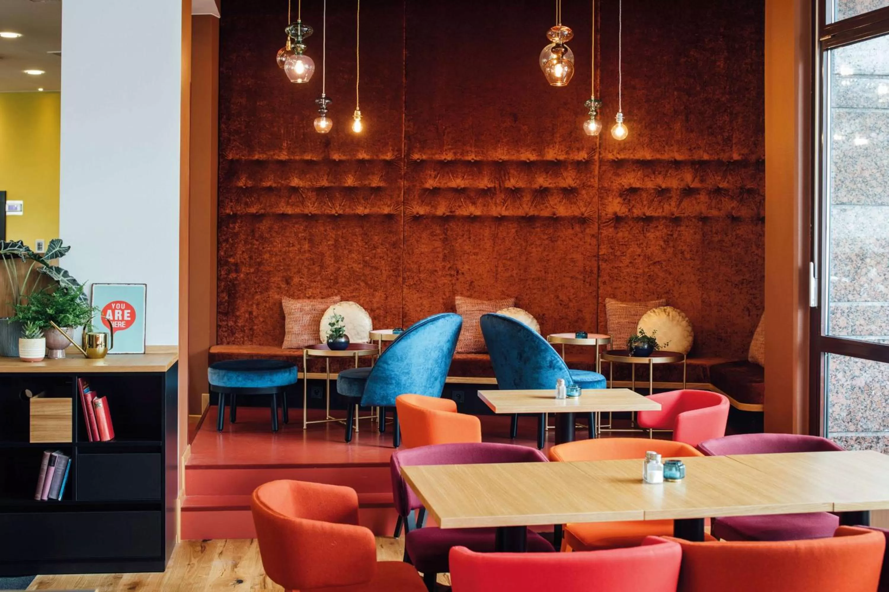 Lounge or bar in Vienna House Easy by Wyndham Cracow