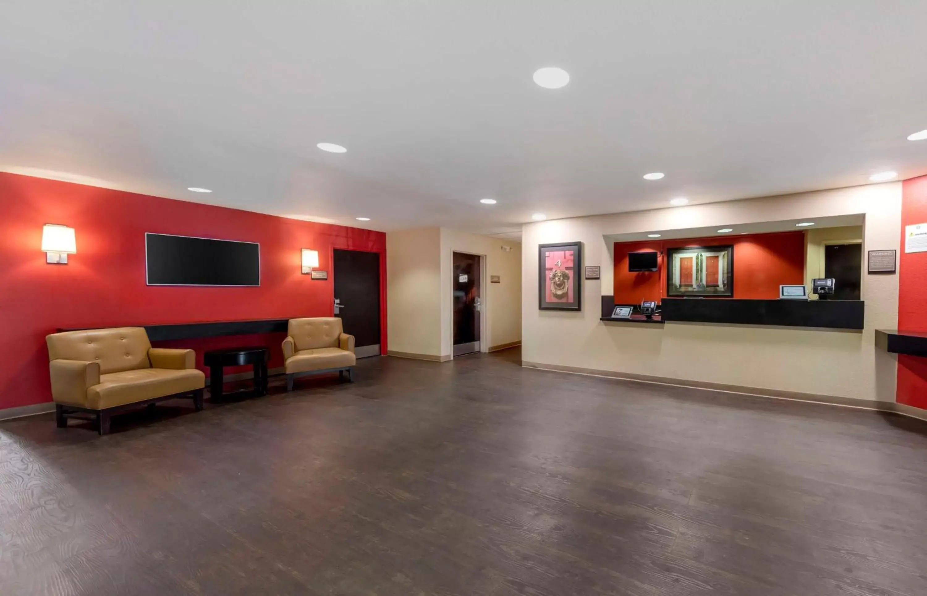 Lobby or reception, Lobby/Reception in Extended Stay America Suites - Orange County - Katella Ave