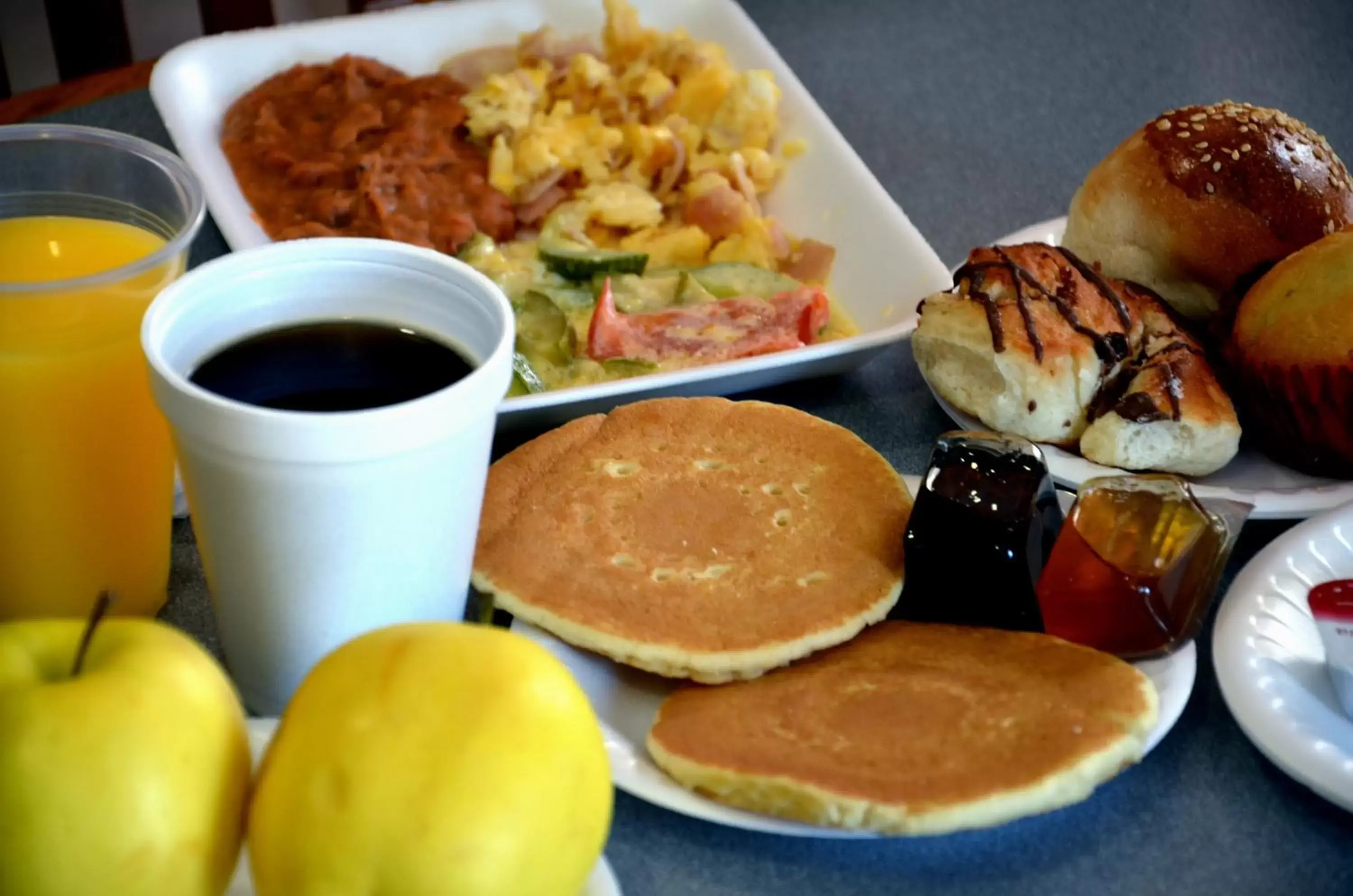 Breakfast, Food in Microtel Inn & Suites by Wyndham Chihuahua