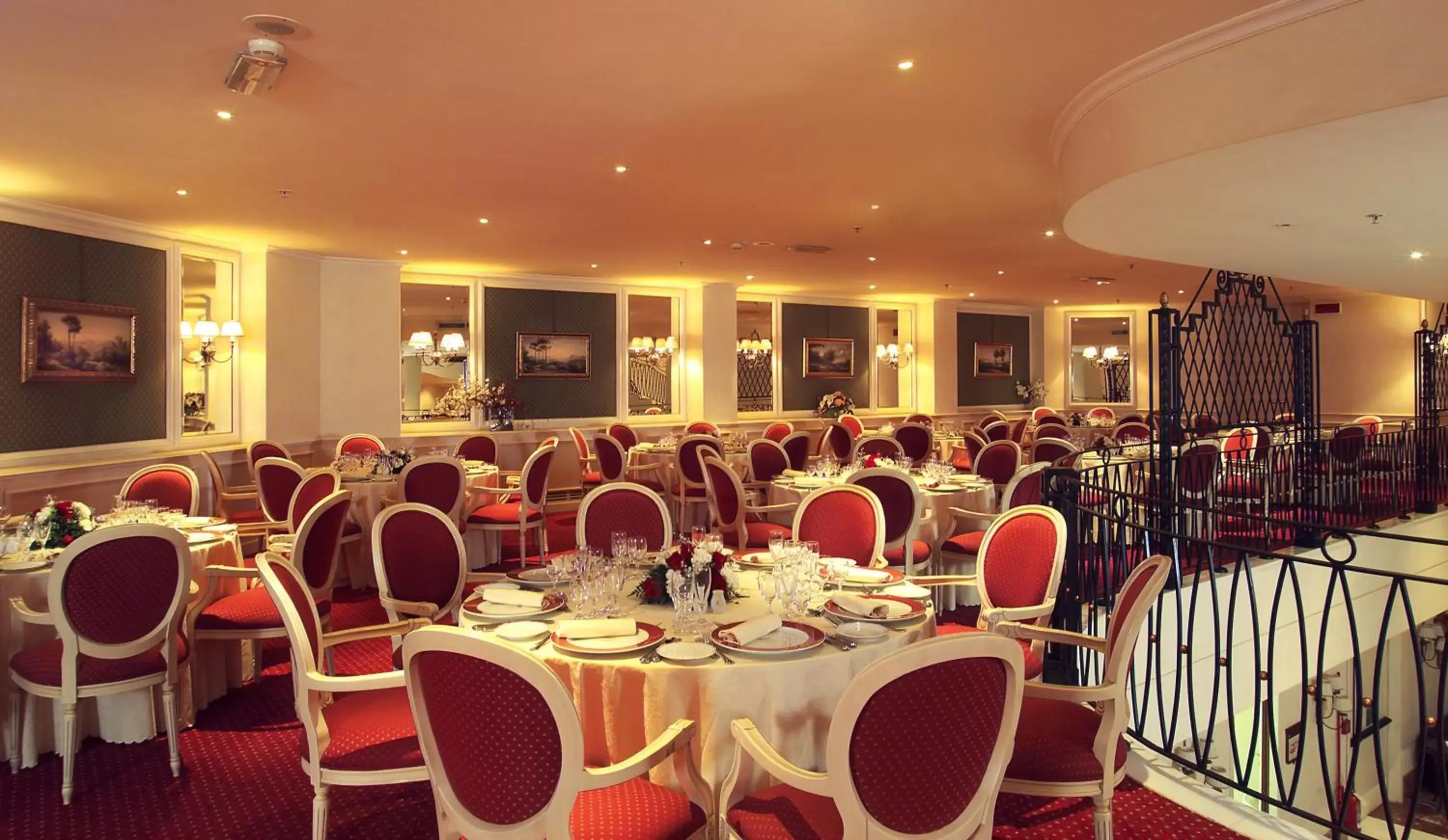 Restaurant/places to eat in Grand Hotel Barone Di Sassj Restaurant/places to eat in Grand Hotel Barone Di Sassj