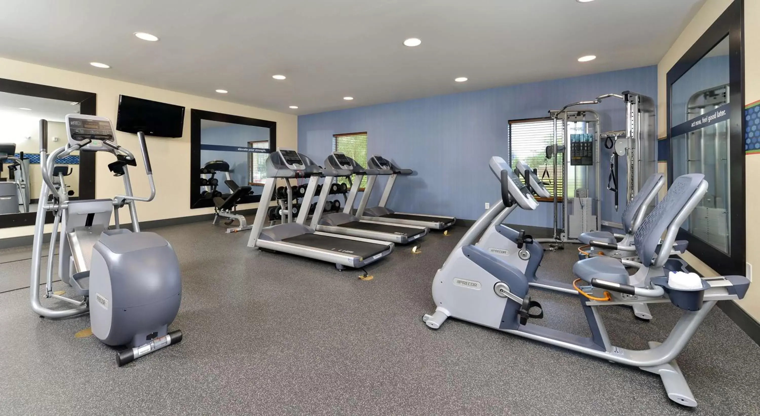 Fitness centre/facilities, Fitness Center/Facilities in Hampton Inn Iowa City/University Area