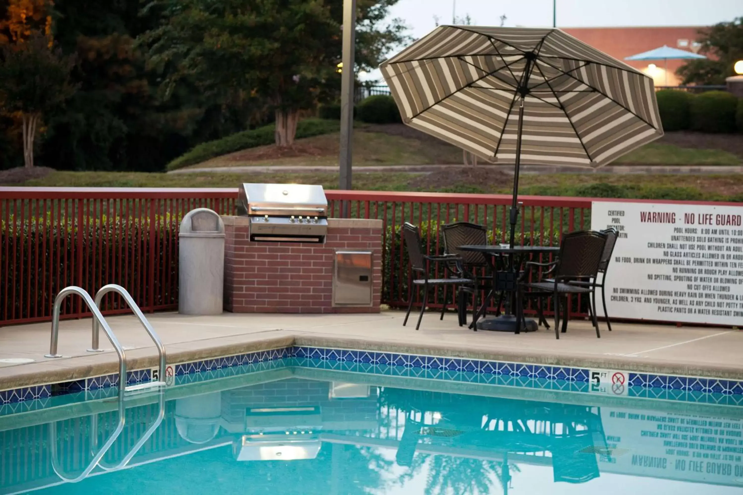 Pool view, Swimming Pool in Hampton Inn By Hilton Carrollton, Ga
