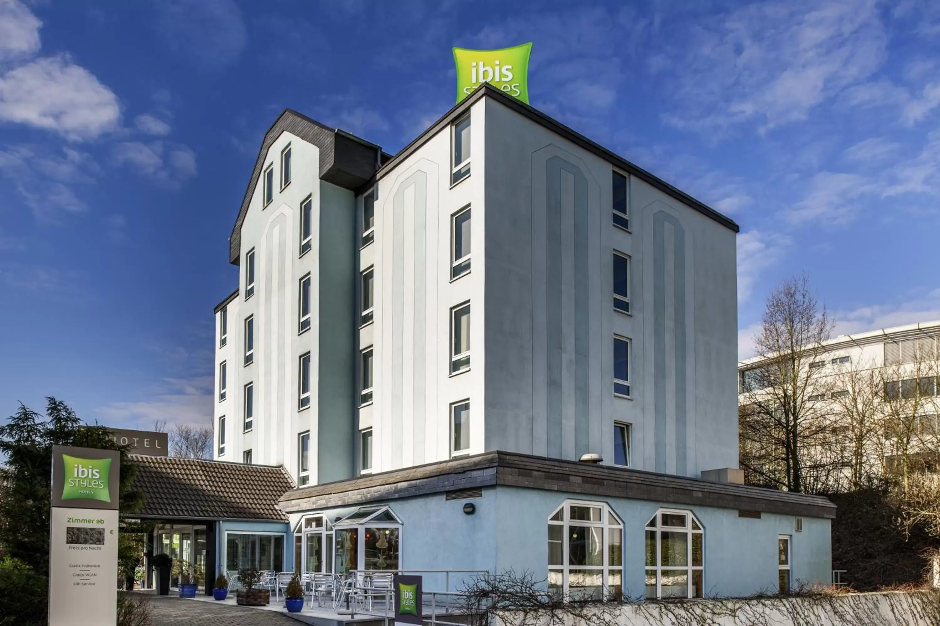 Facade/entrance, Property Building in ibis Styles Duesseldorf-Neuss