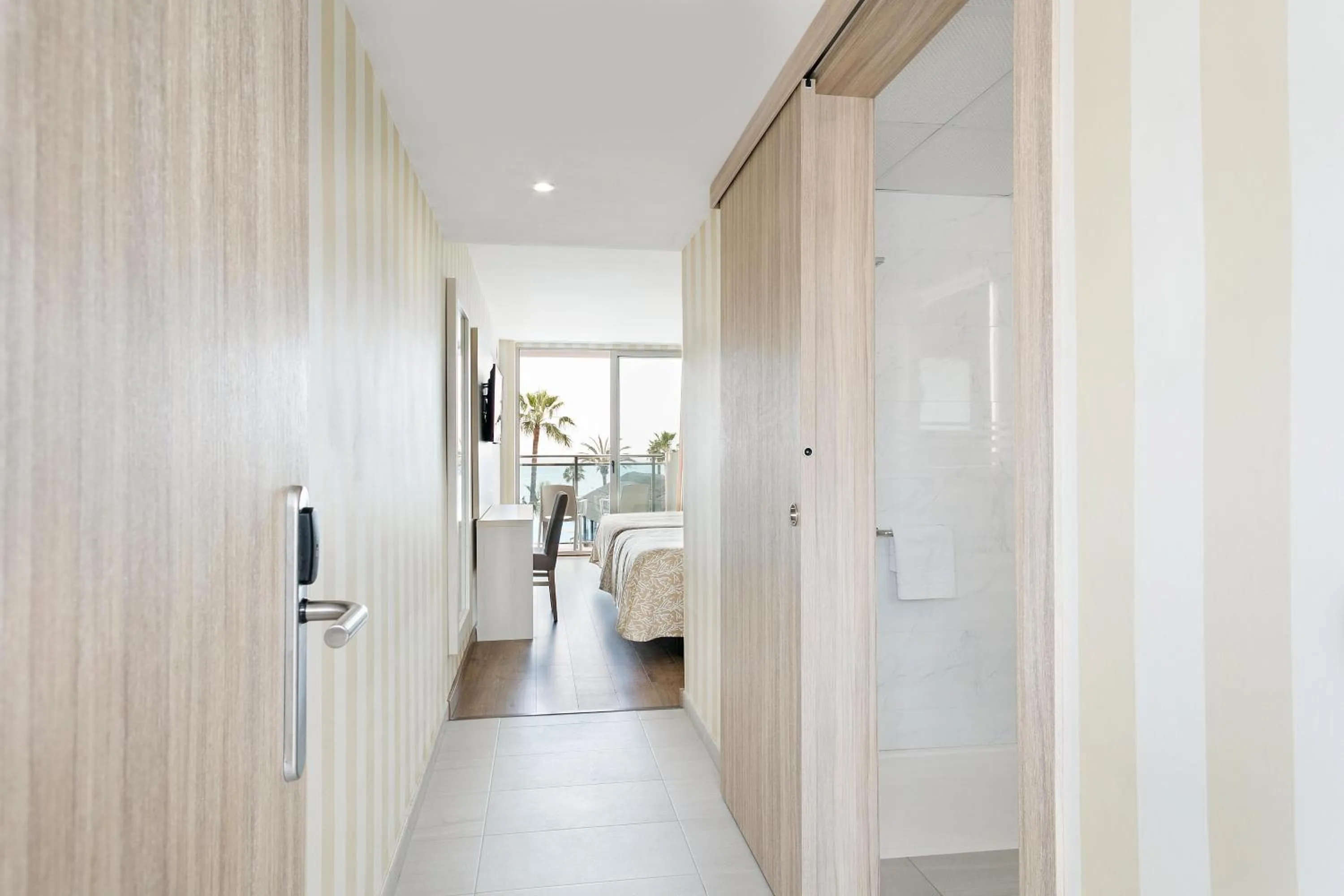 Photo of the whole room, Bed in Hotel Best Maritim