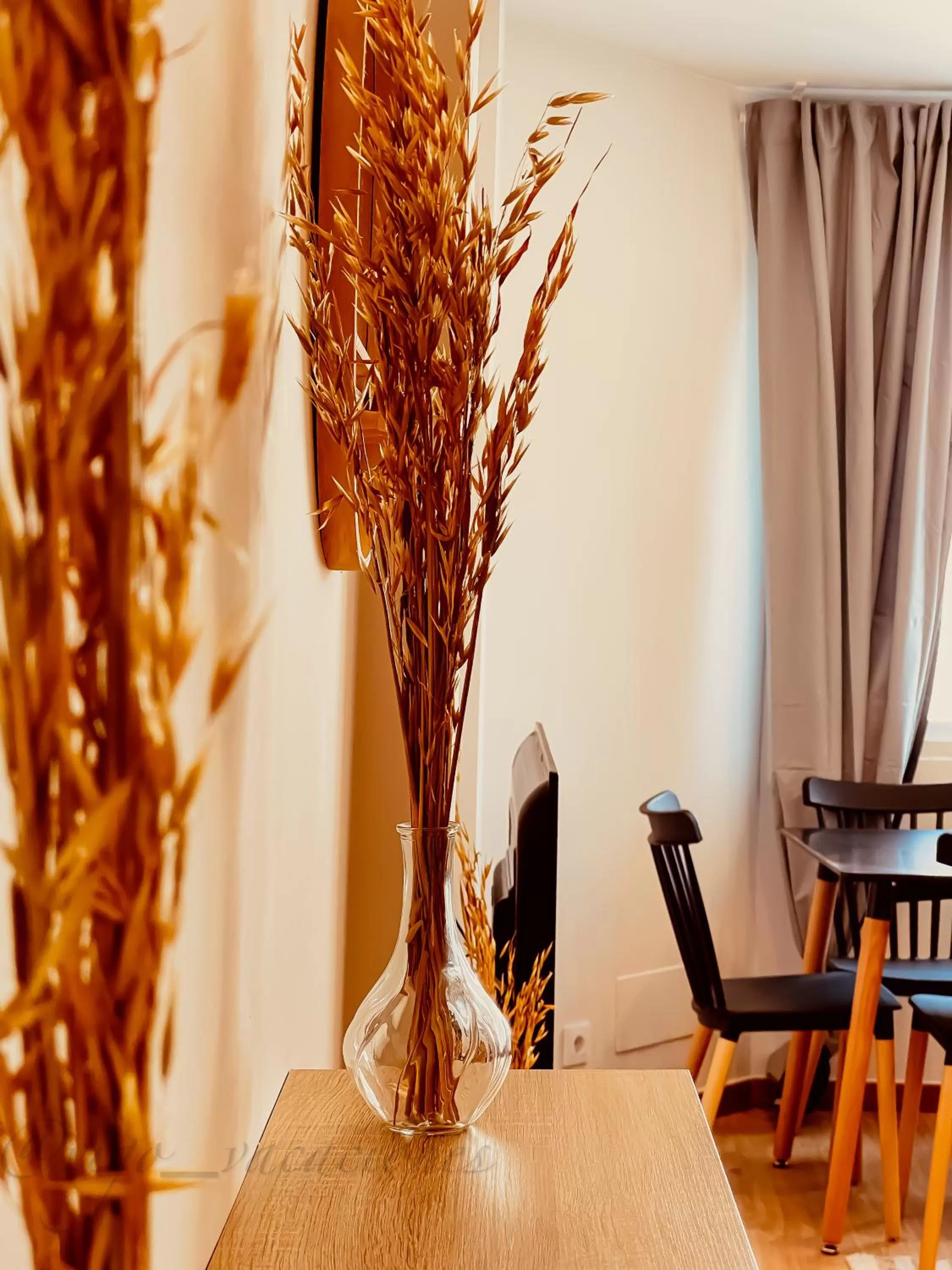 Dining Area in BARCELONA73 By Vigovacaciones