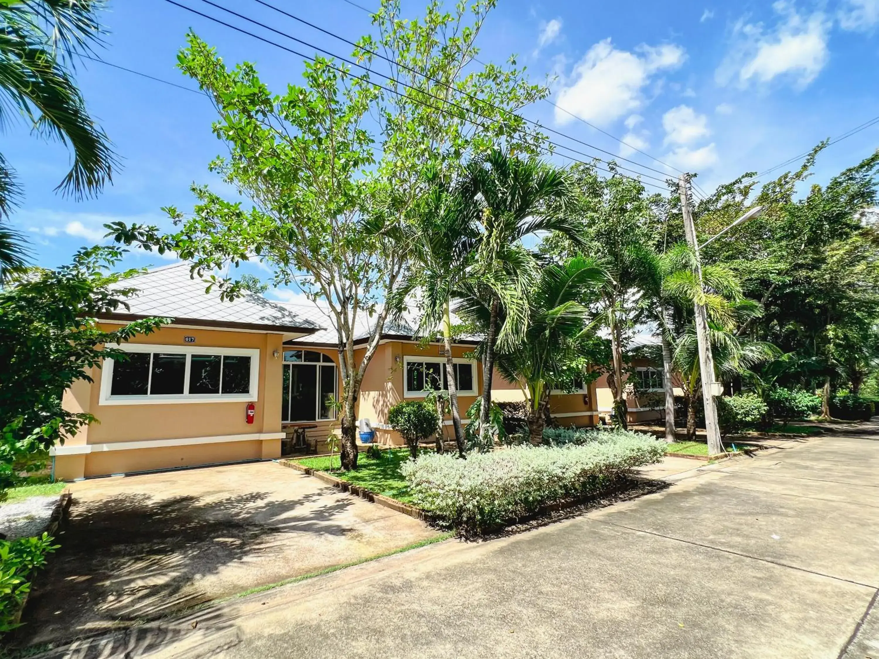 Property Building in Baan Faa Talay Chan