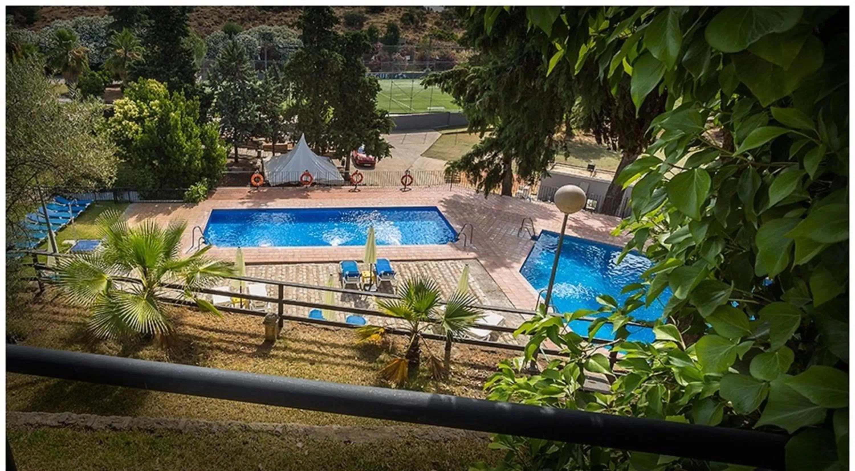 Swimming pool in Hotel Finca Los Abetos