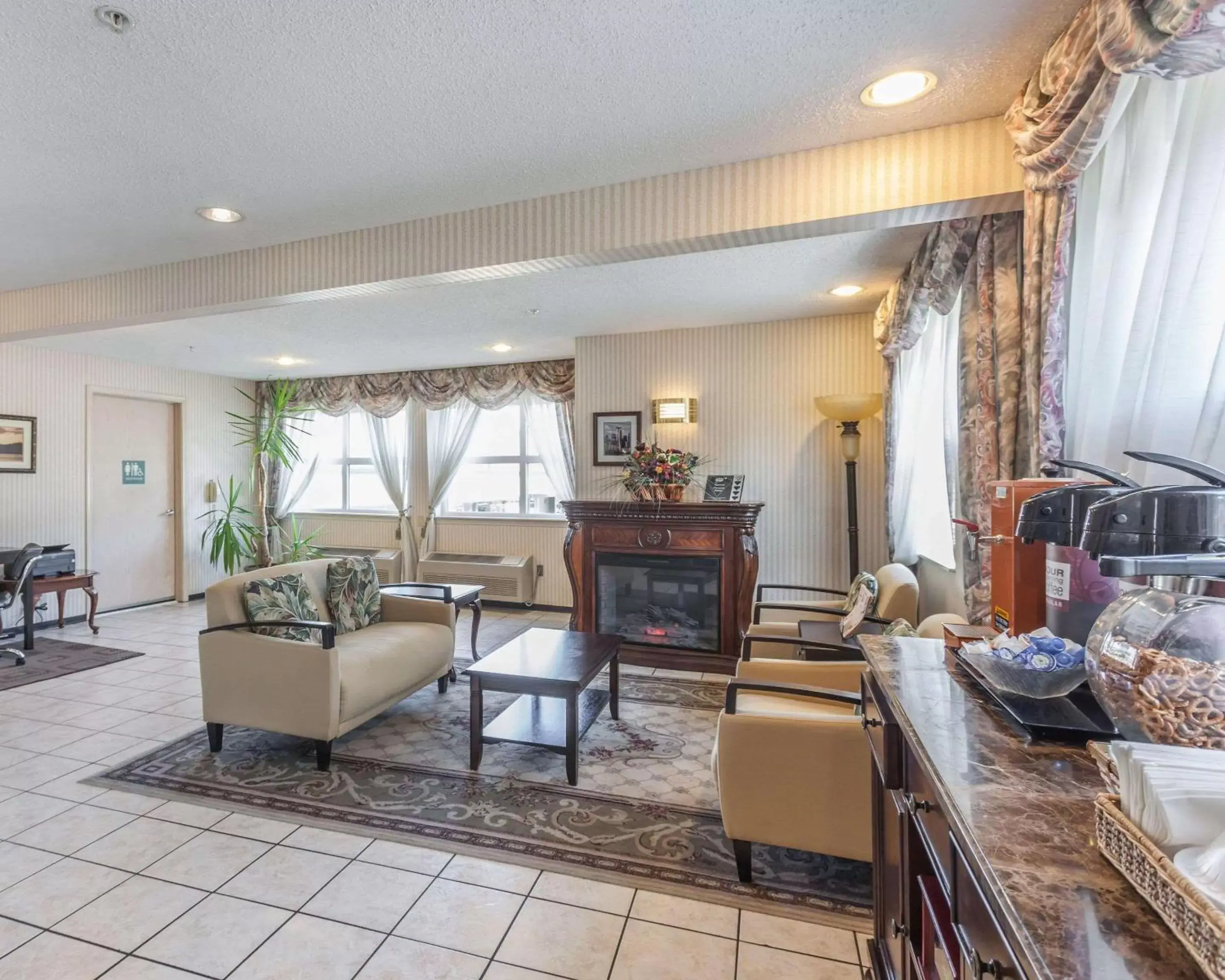 Lobby or reception in Comfort Inn On the Bay Lobby or reception in Comfort Inn On the Bay