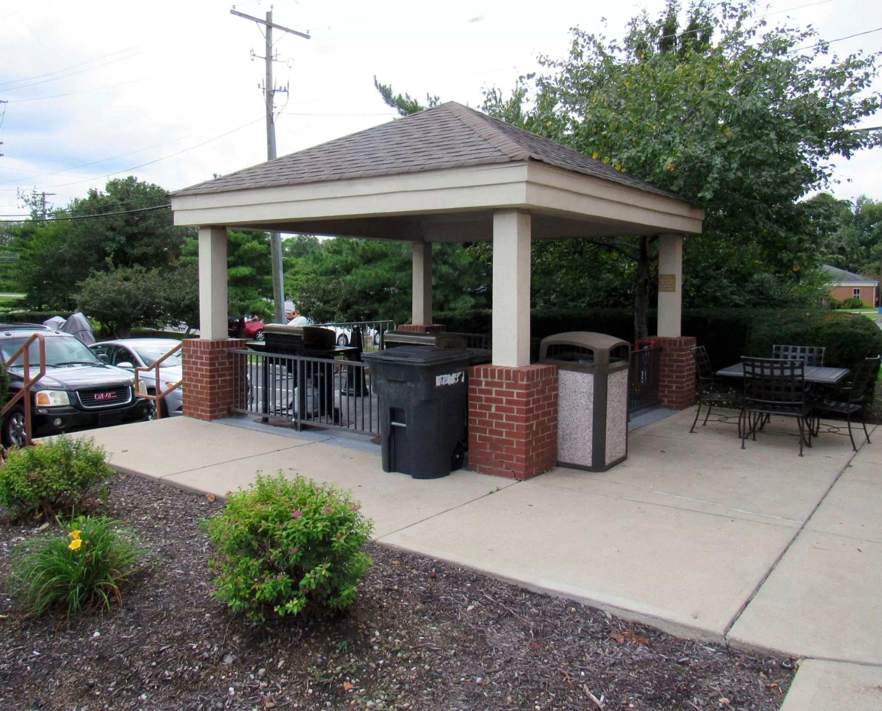 Patio in Sonesta Simply Suites Columbus Airport Gahanna