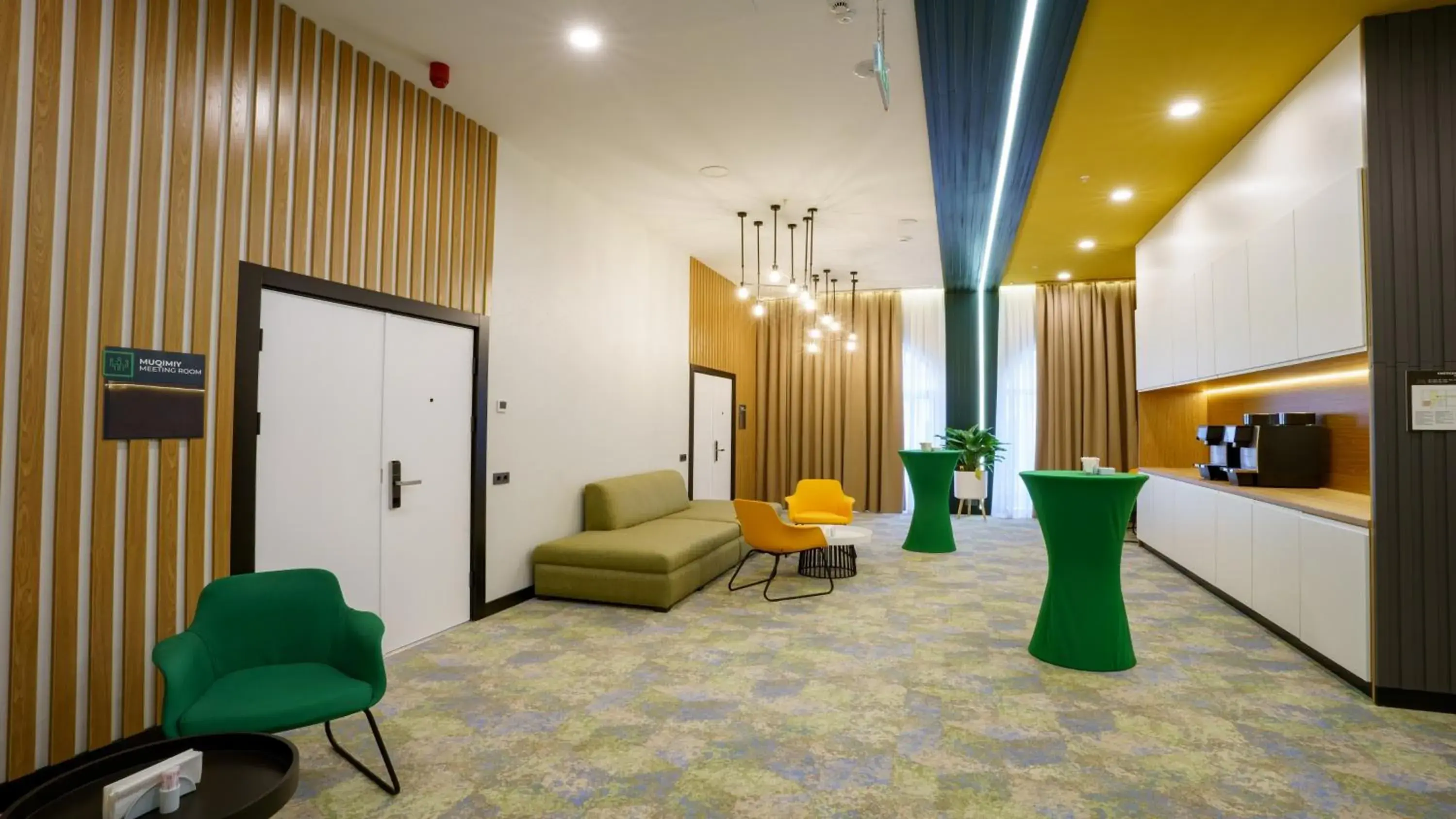 Meeting/conference room, Seating Area in Holiday Inn Tashkent City, an IHG Hotel