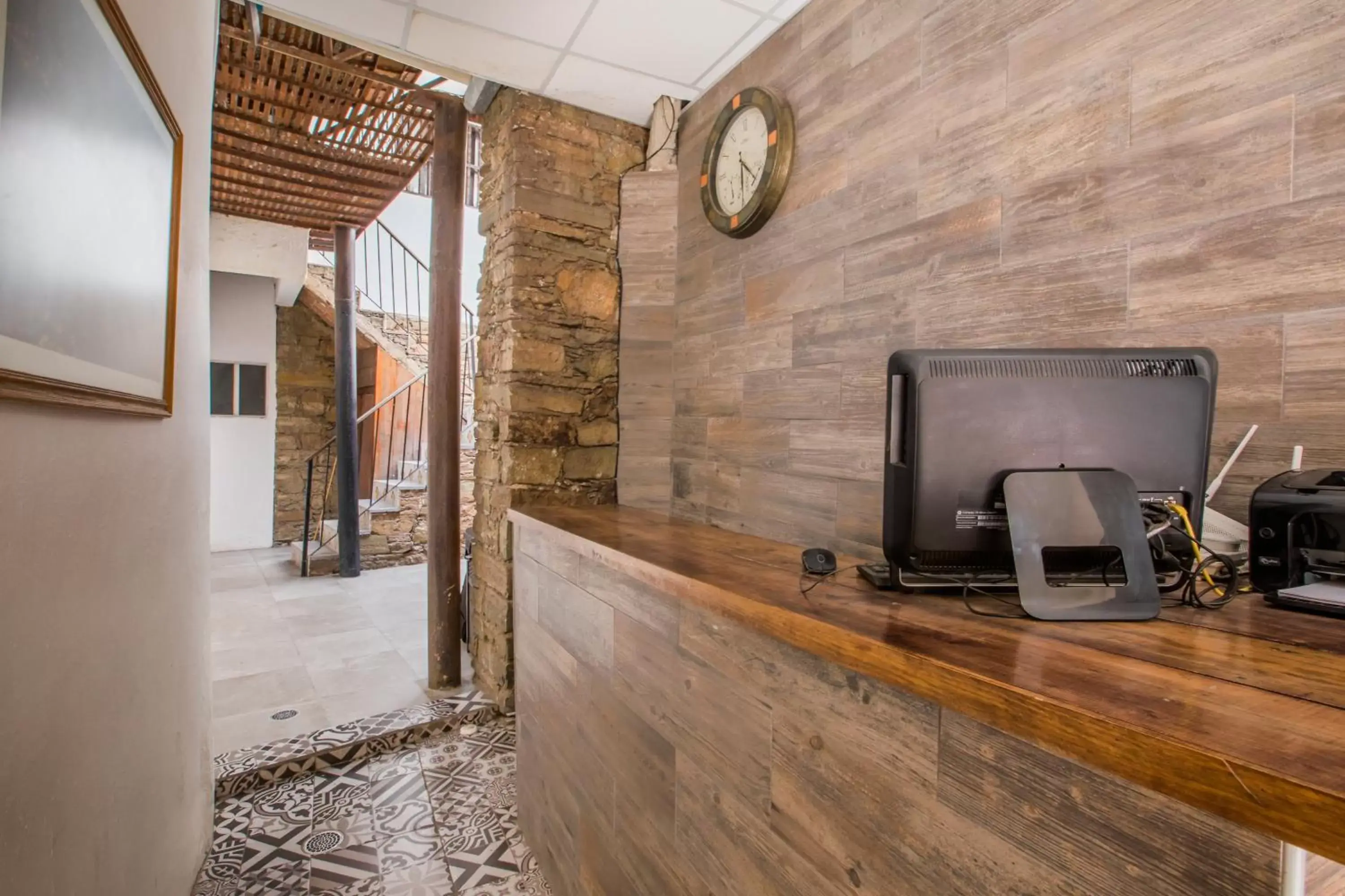 Lobby or reception, TV/Entertainment Center in Hotel Casa Sangre de Cristo