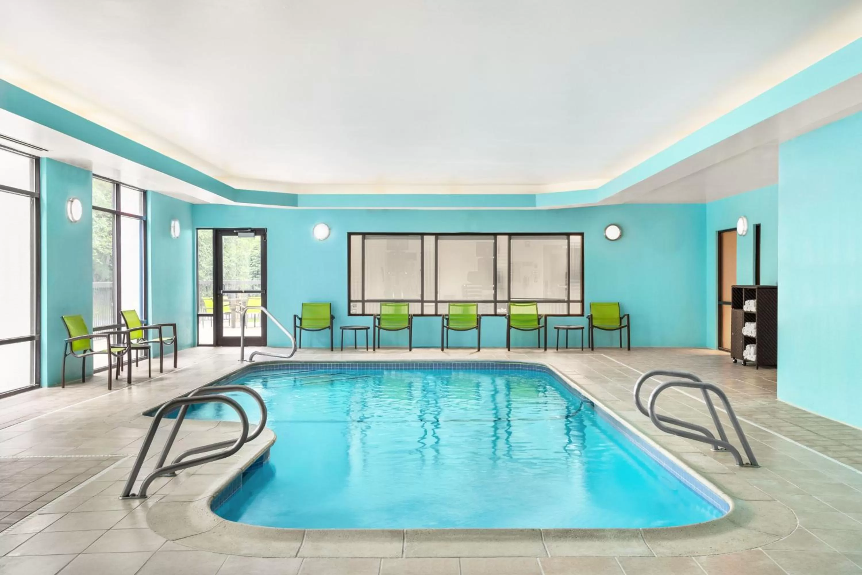 Swimming pool in SpringHill Suites Boston Andover