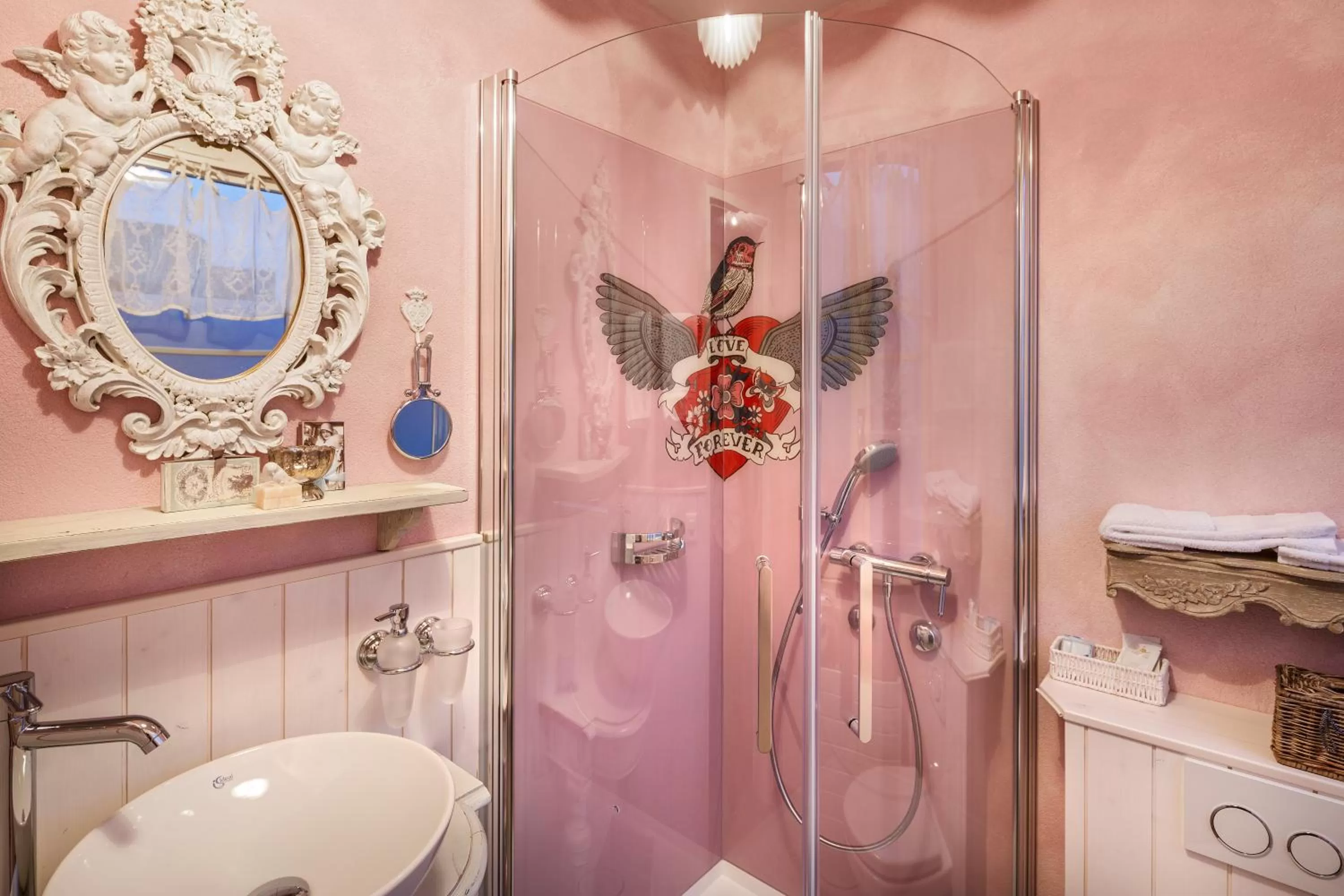 Bathroom in Hotel & Restaurant zum Beck