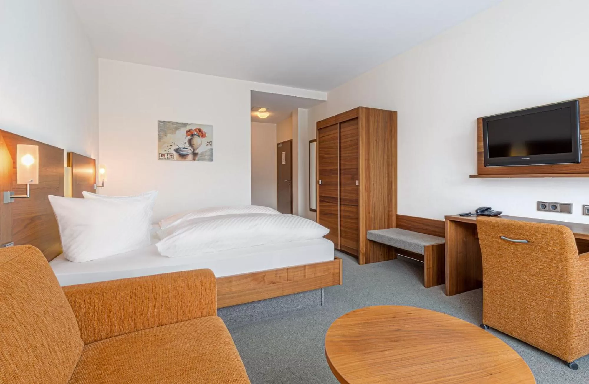 Bedroom, Bed in Hotel Pfeffermühle