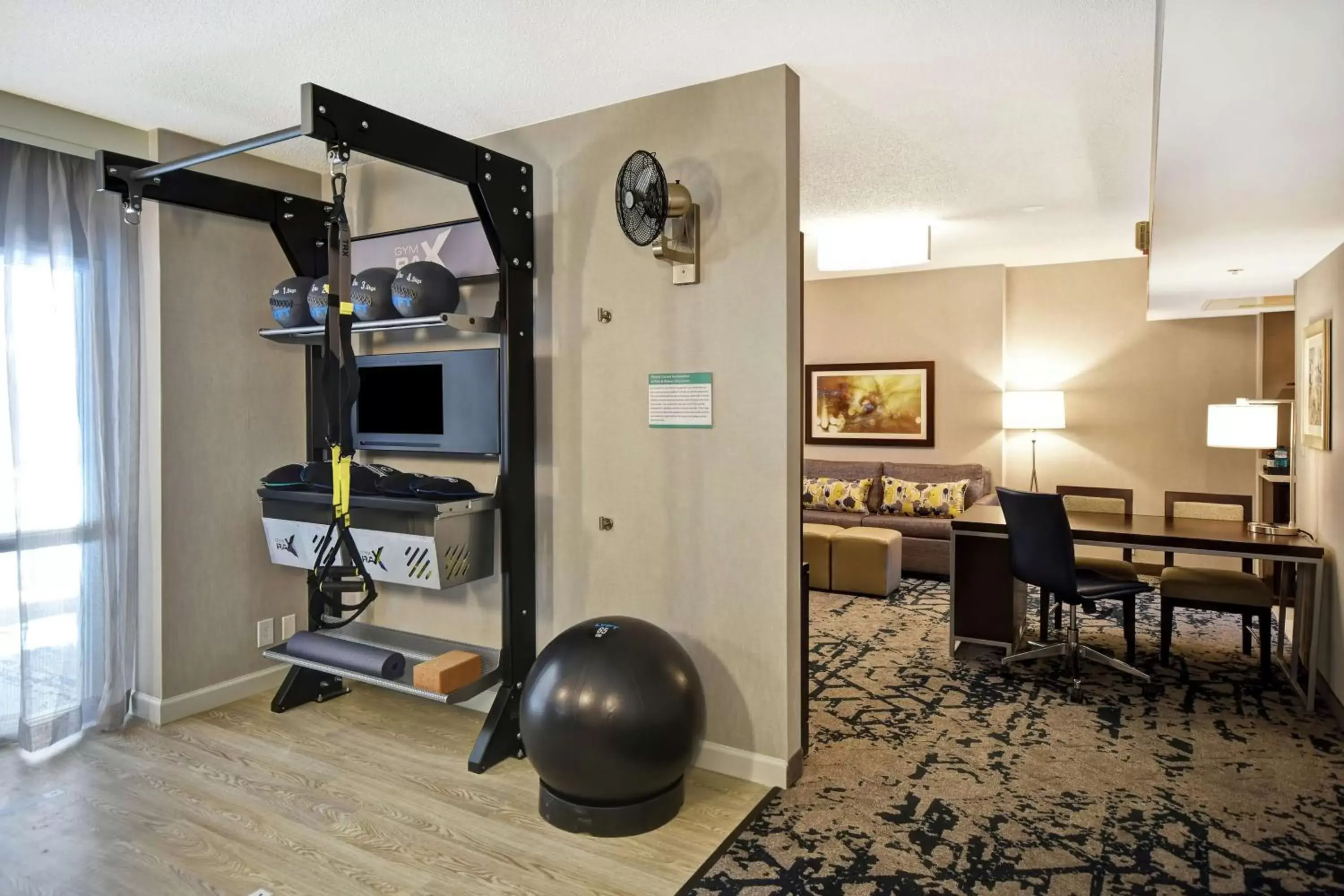 Bedroom, Fitness Center/Facilities in Embassy Suites by Hilton Raleigh Durham Research Triangle