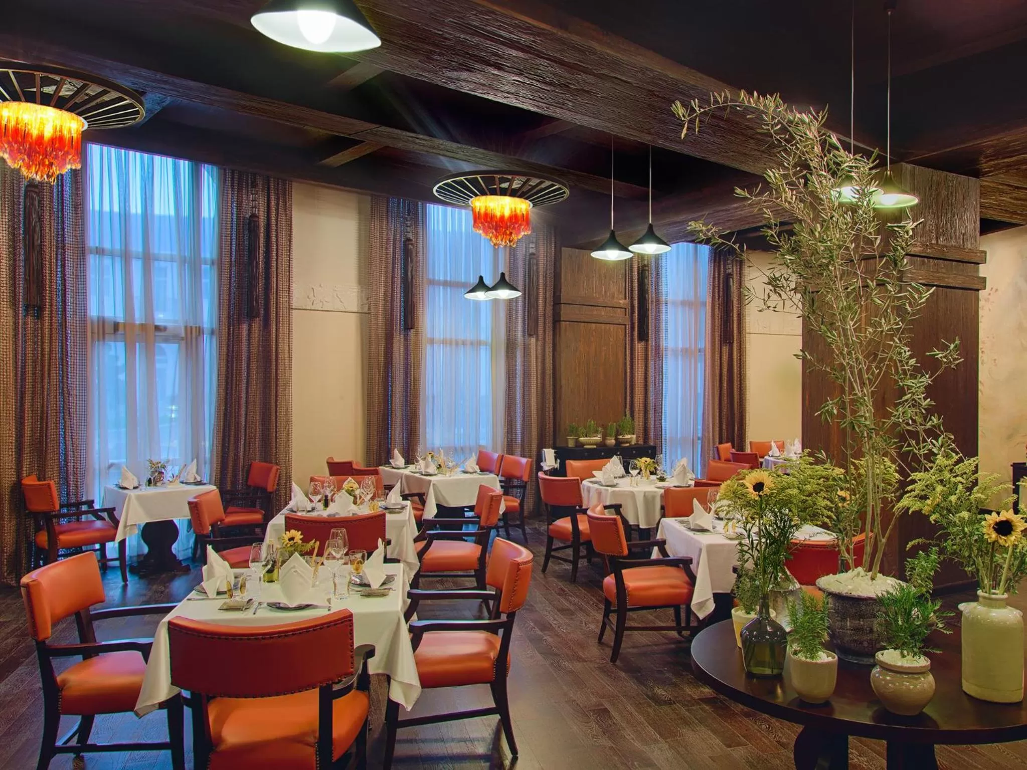 Restaurant/places to eat in Royal Maxim Palace Kempinski Cairo