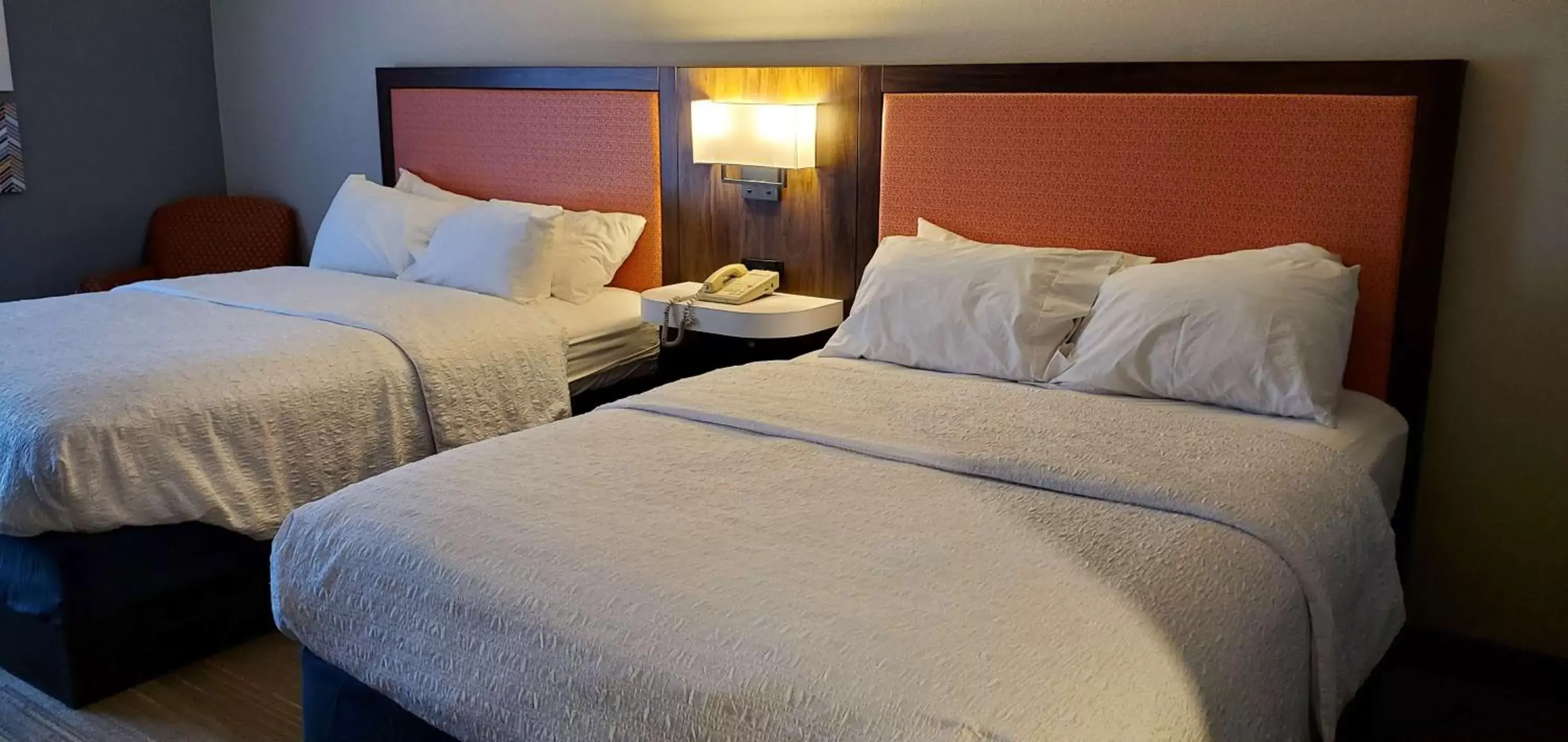 Bed in Hampton Inn - Hillsville