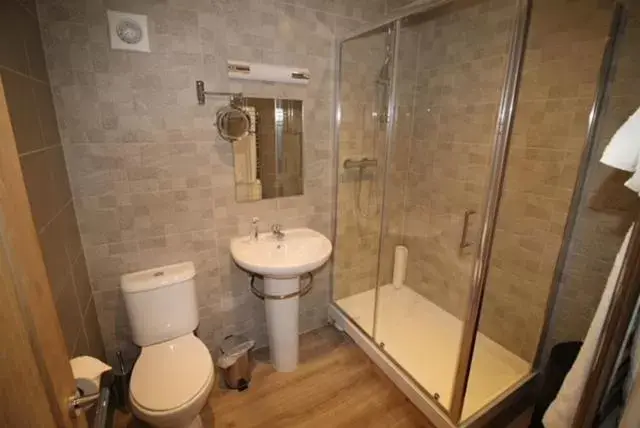 Bathroom in Number 18 Apartments