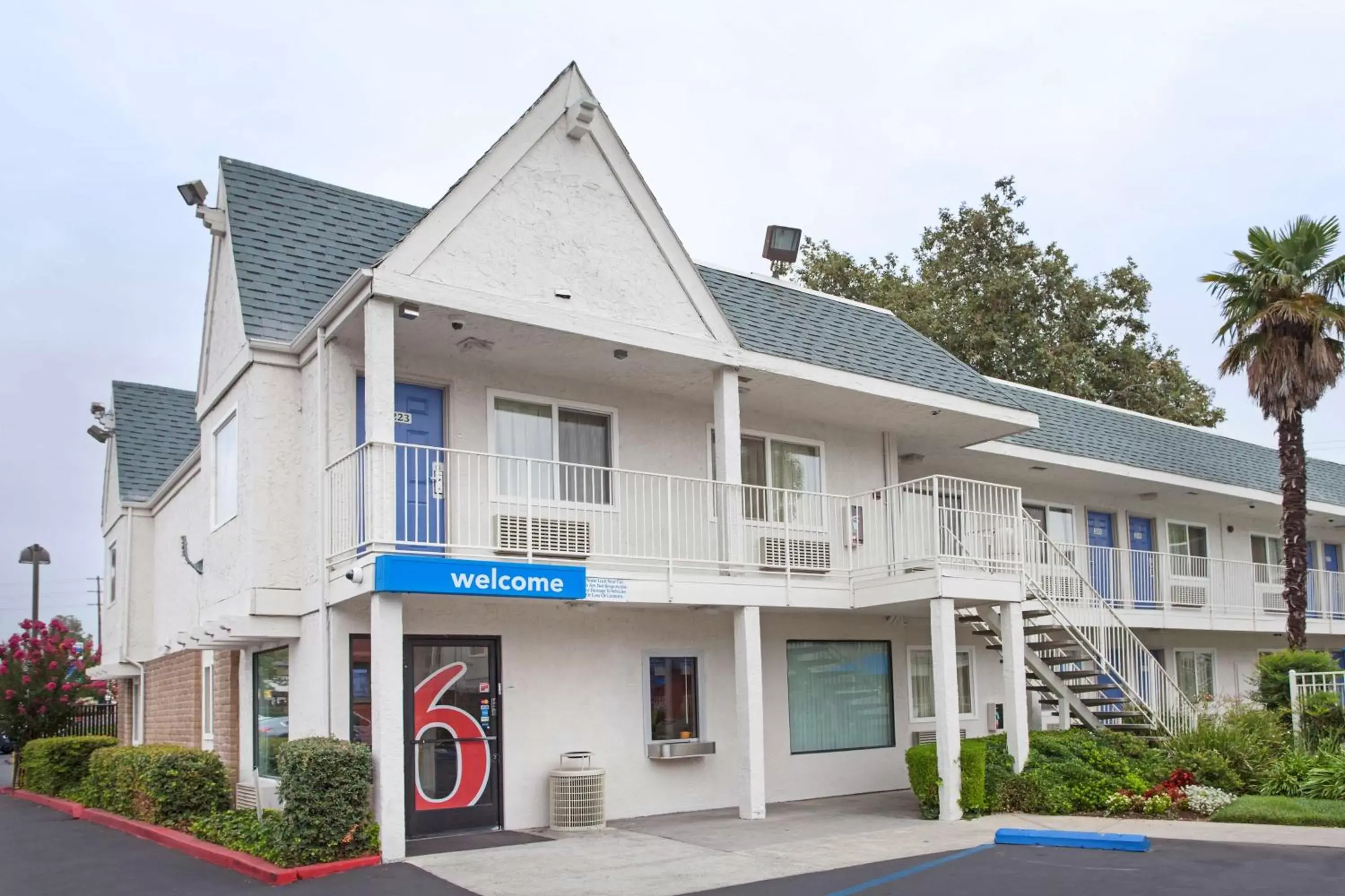 Property building, Facade/Entrance in Motel 6-Sacramento, CA - Central