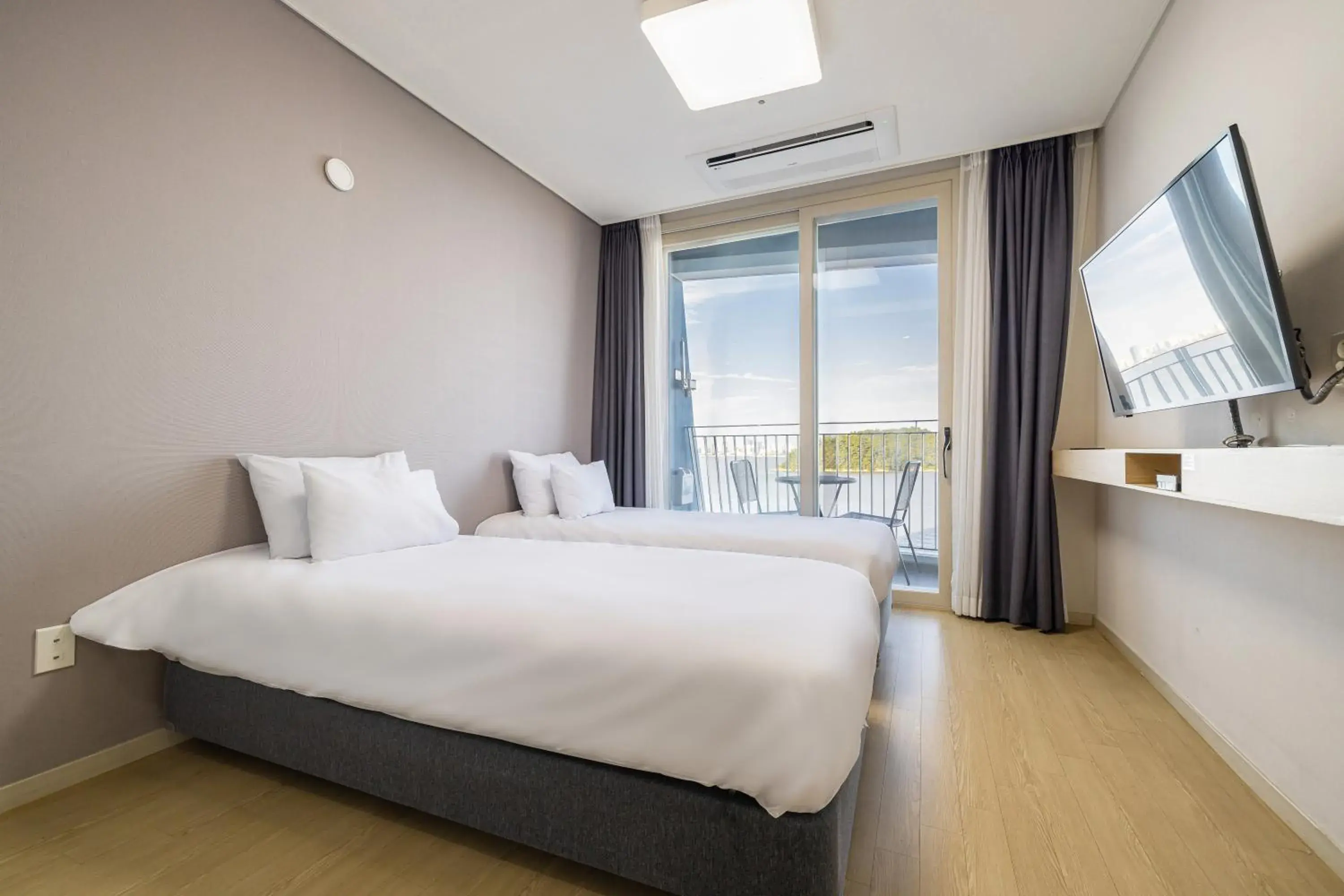 Deluxe Twin with Terrace in Ocean Soleview Hotel Deluxe Twin with Terrace in Ocean Soleview Hotel