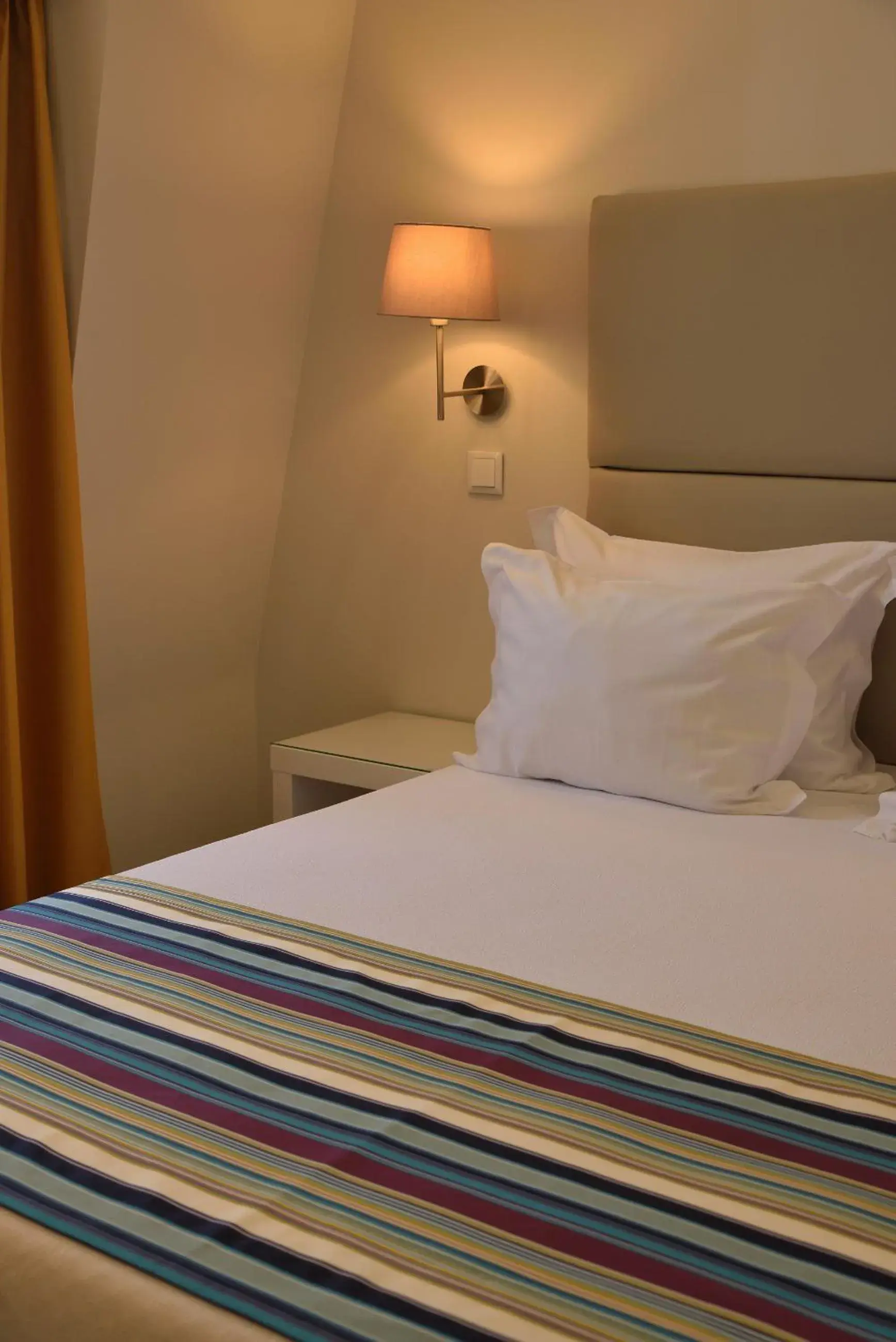 Bedroom, Bed in Porto Domus Hotel