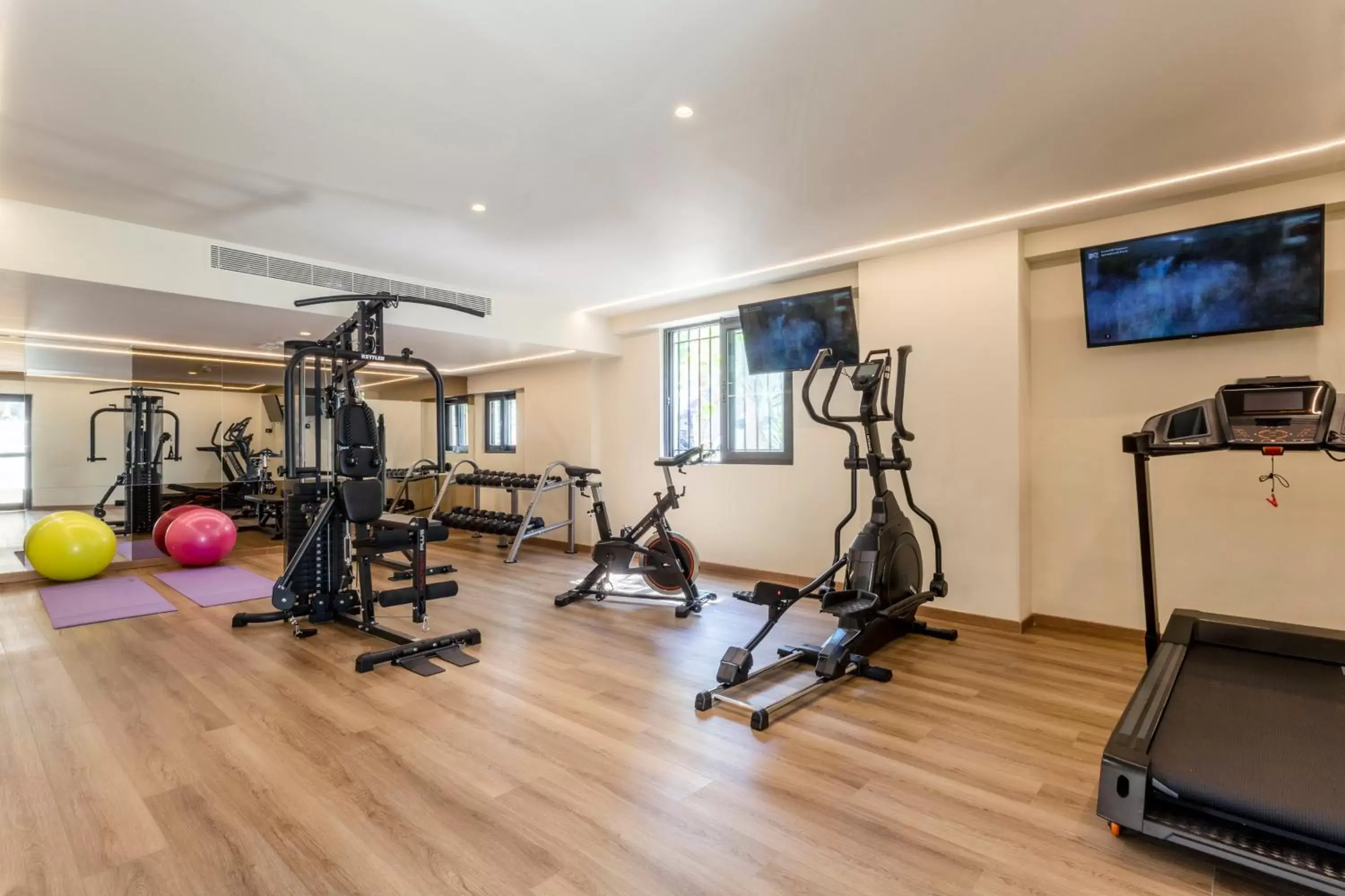 Fitness centre/facilities, Fitness Center/Facilities in KoSea Boutique Hotel