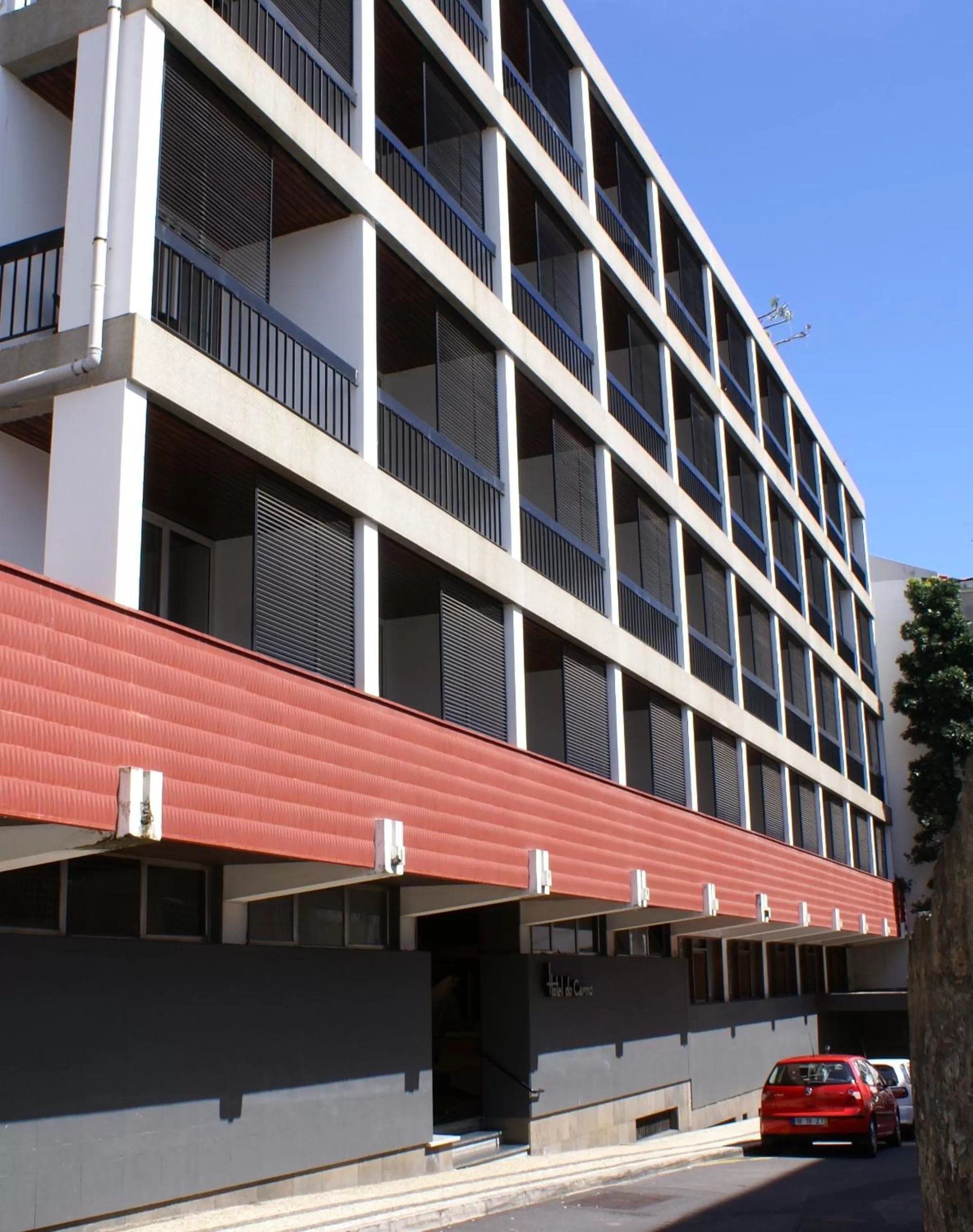 Facade/entrance in Hotel do Carmo