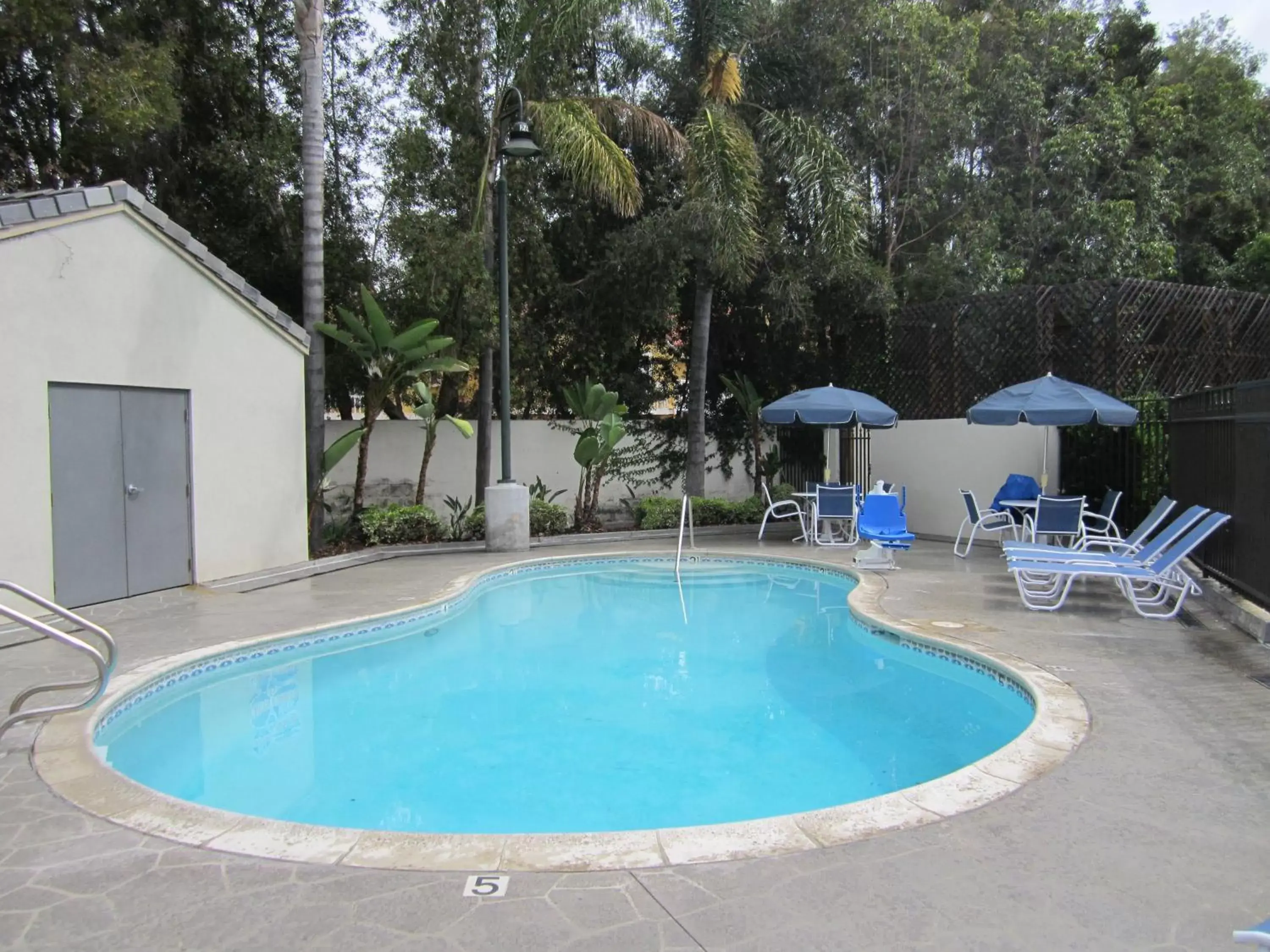 Swimming Pool in Extended Stay America Suites - Orange County - Anaheim Convention Center