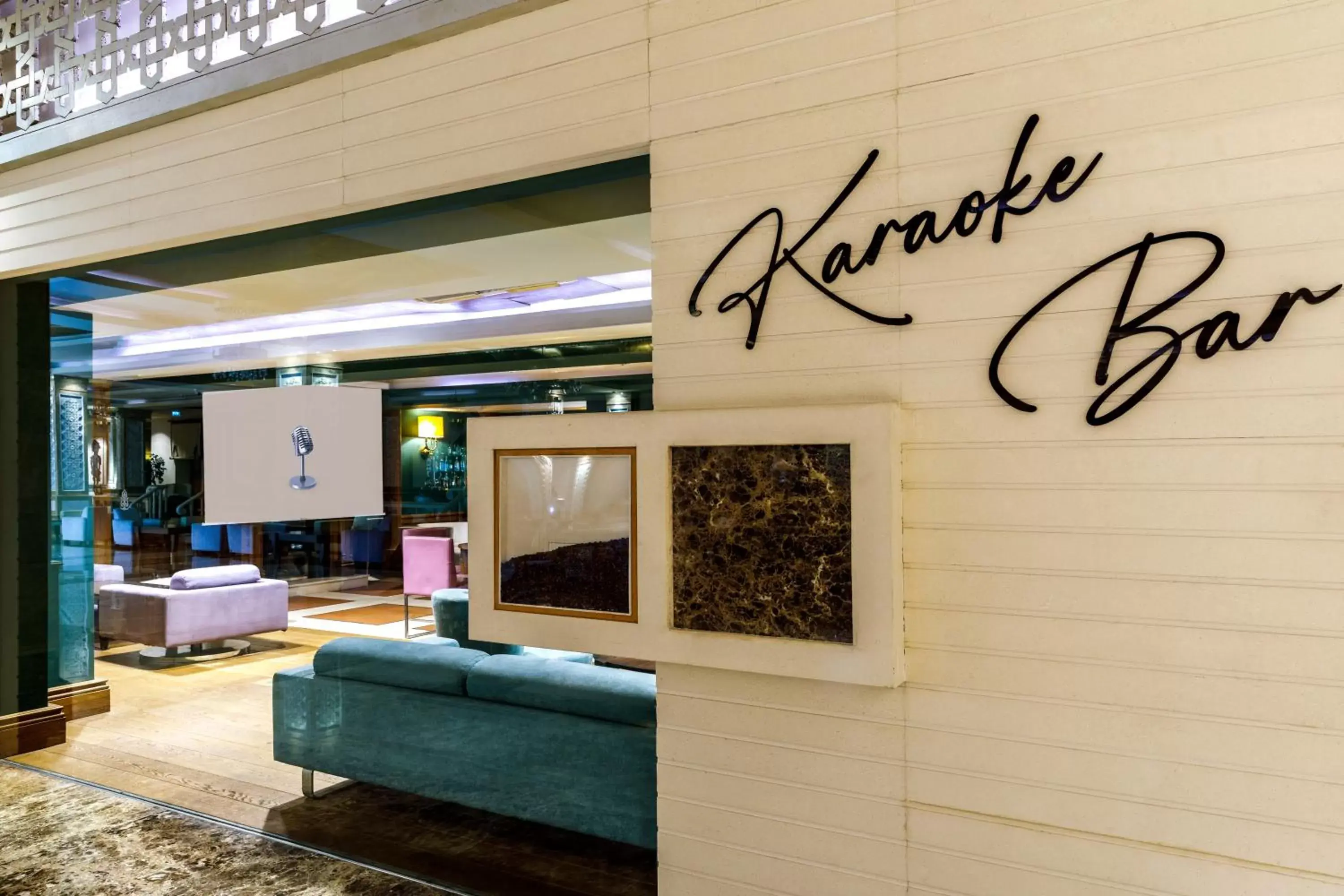 Karaoke in Kempinski Hotel The Dome Belek