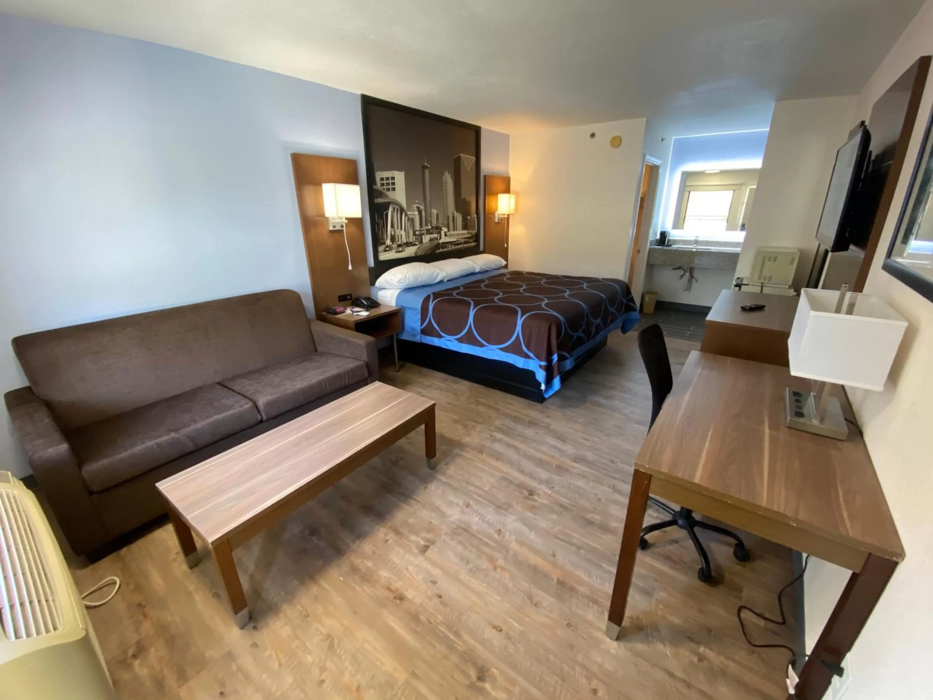 Photo of the whole room, Bed in Super 8 by Wyndham Marietta/West/Atl Area