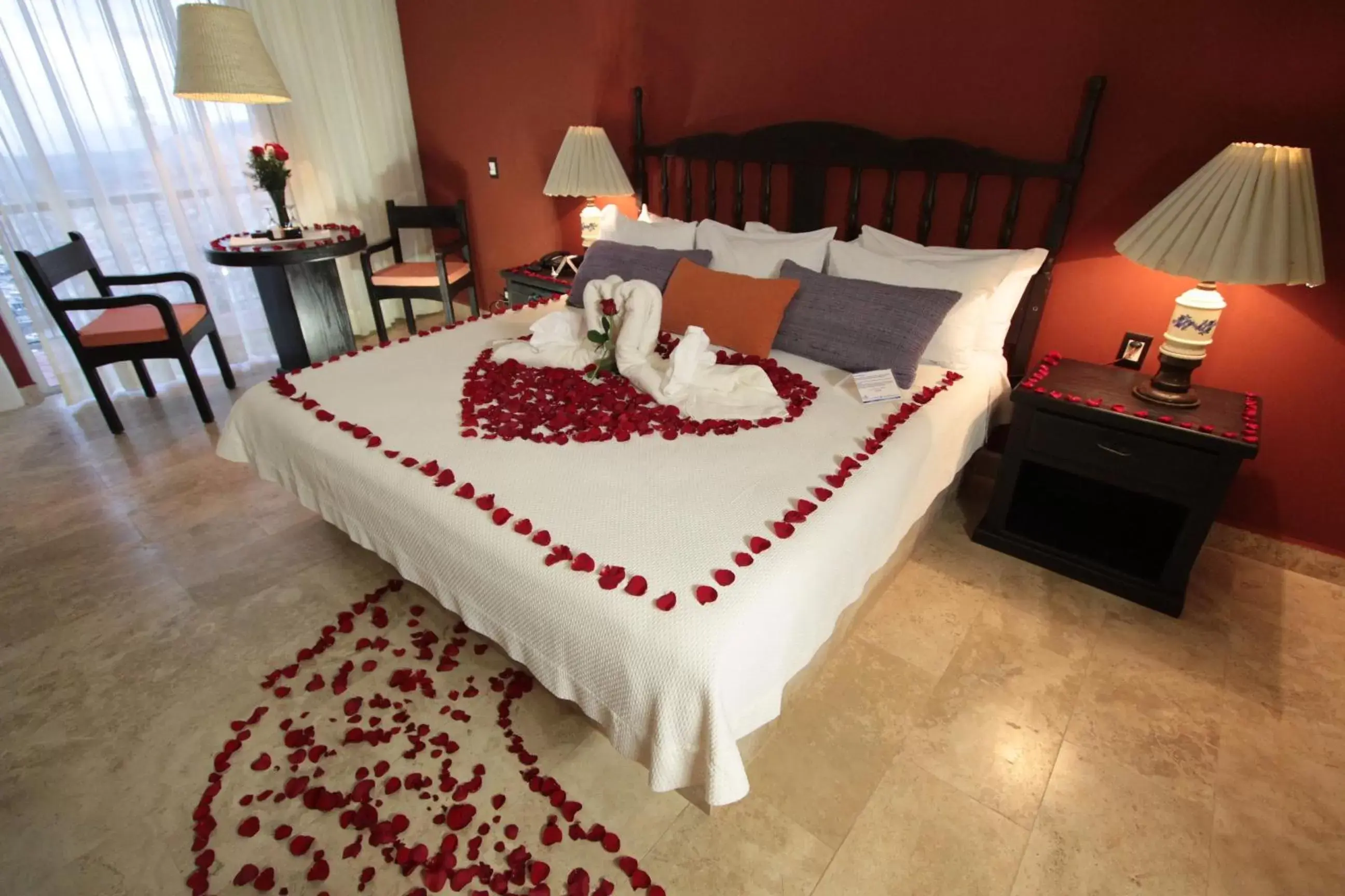 Bedroom, Bed in Hotel Montetaxco